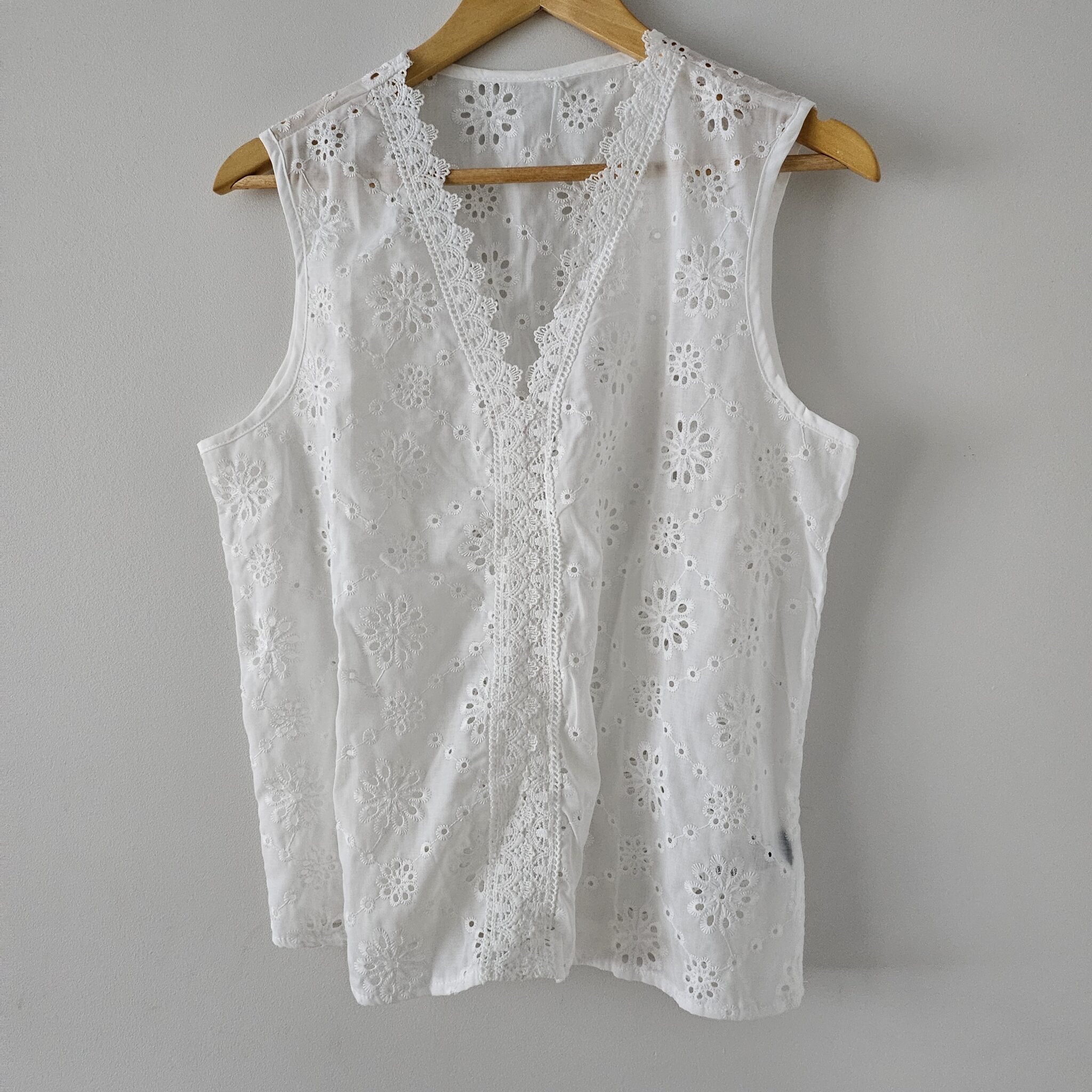 Featured image for Sleeveless embroidered top