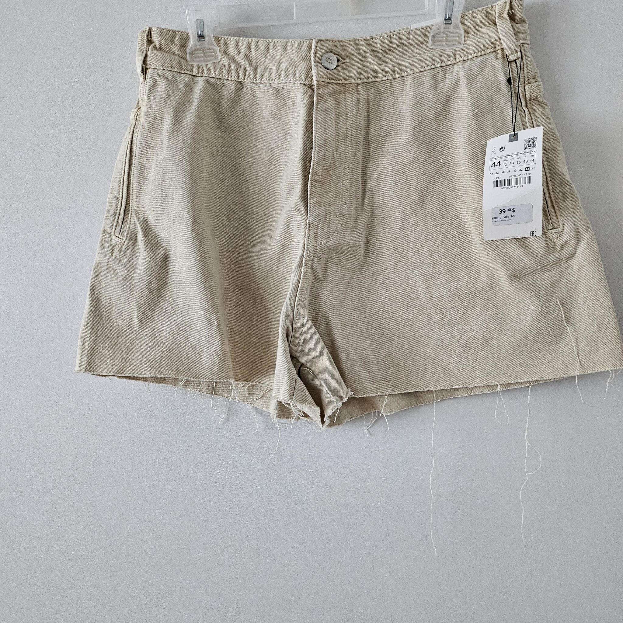 Featured image for Seamless short 12 US / 40EUR
