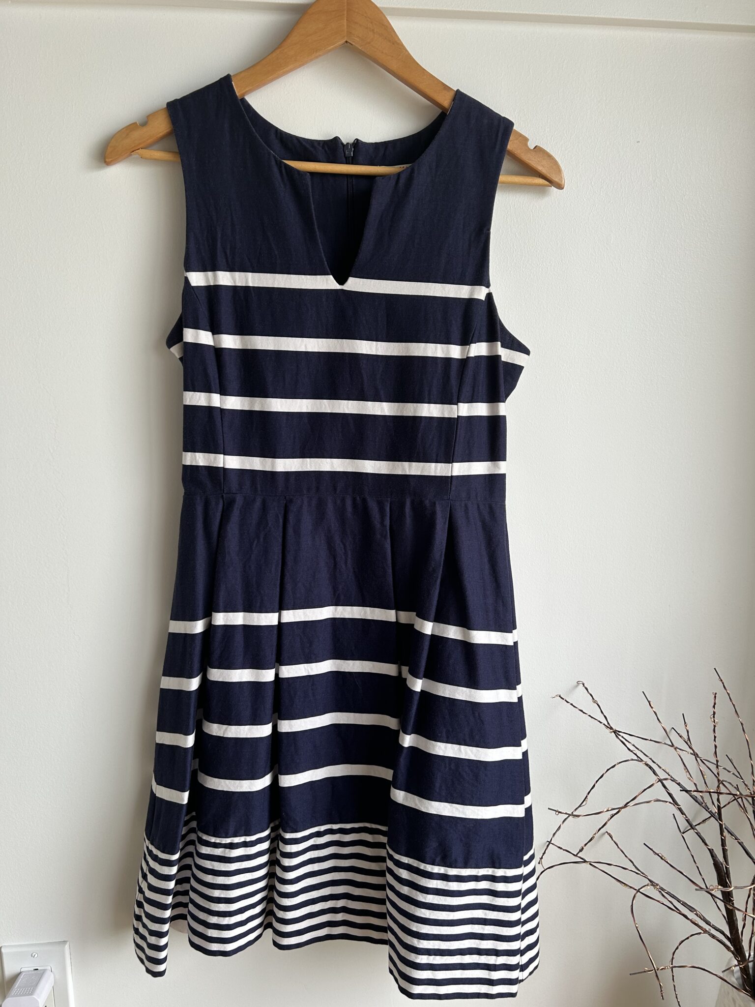 Featured image for Jolie robe marinière