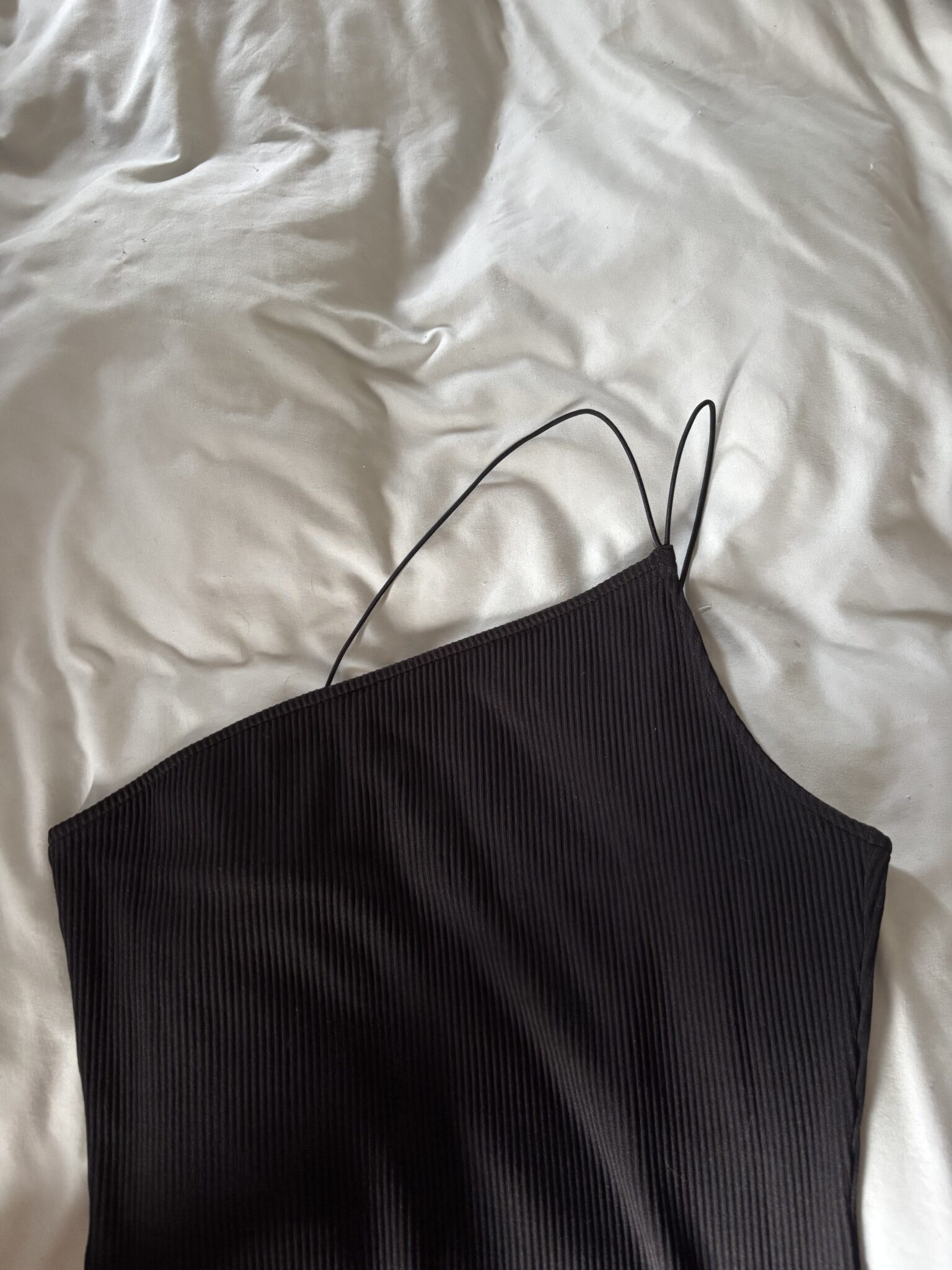 Image for Robe avec bretelles asymétrique
