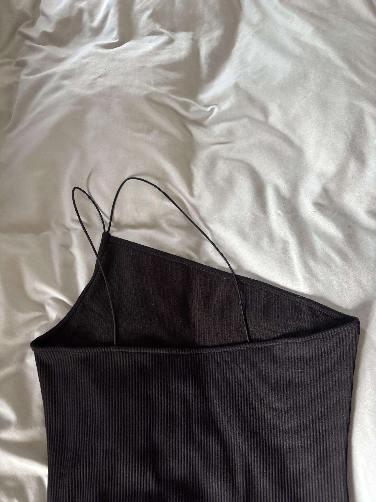 Image for Robe avec bretelles asymétrique