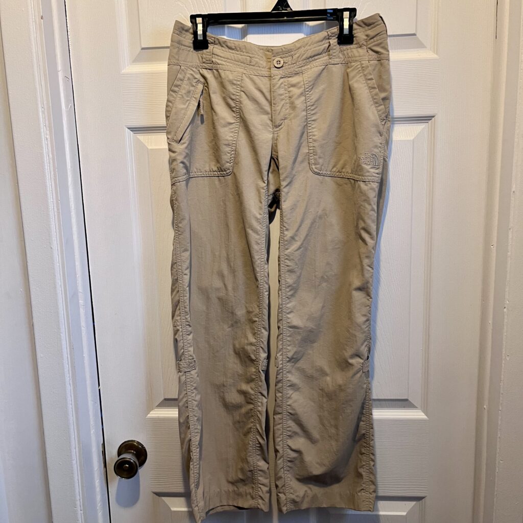 Featured image for The North Face Pants activewear 6 Medium Women beige sport trail hiking