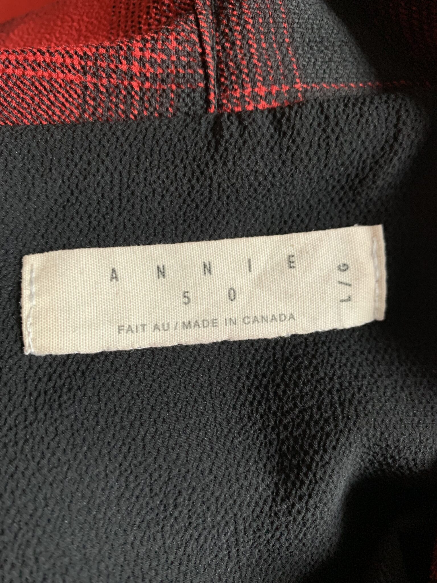 Image for Annie 50 – Blouse à carreaux rouges et noirs – Manches courtes, col à nouer, dos ouvert – Taille Large