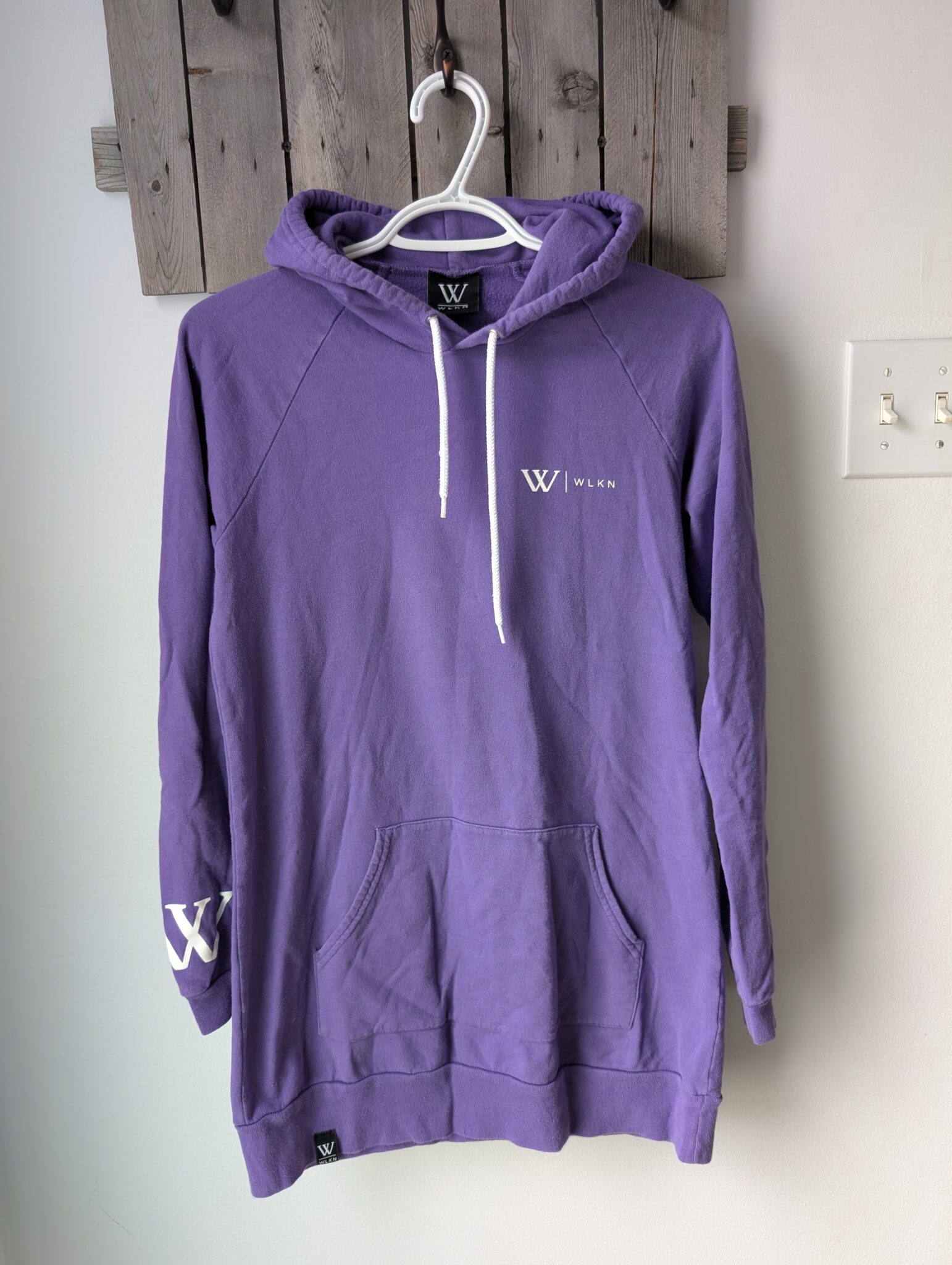 Featured image for Hoodie long wlkn