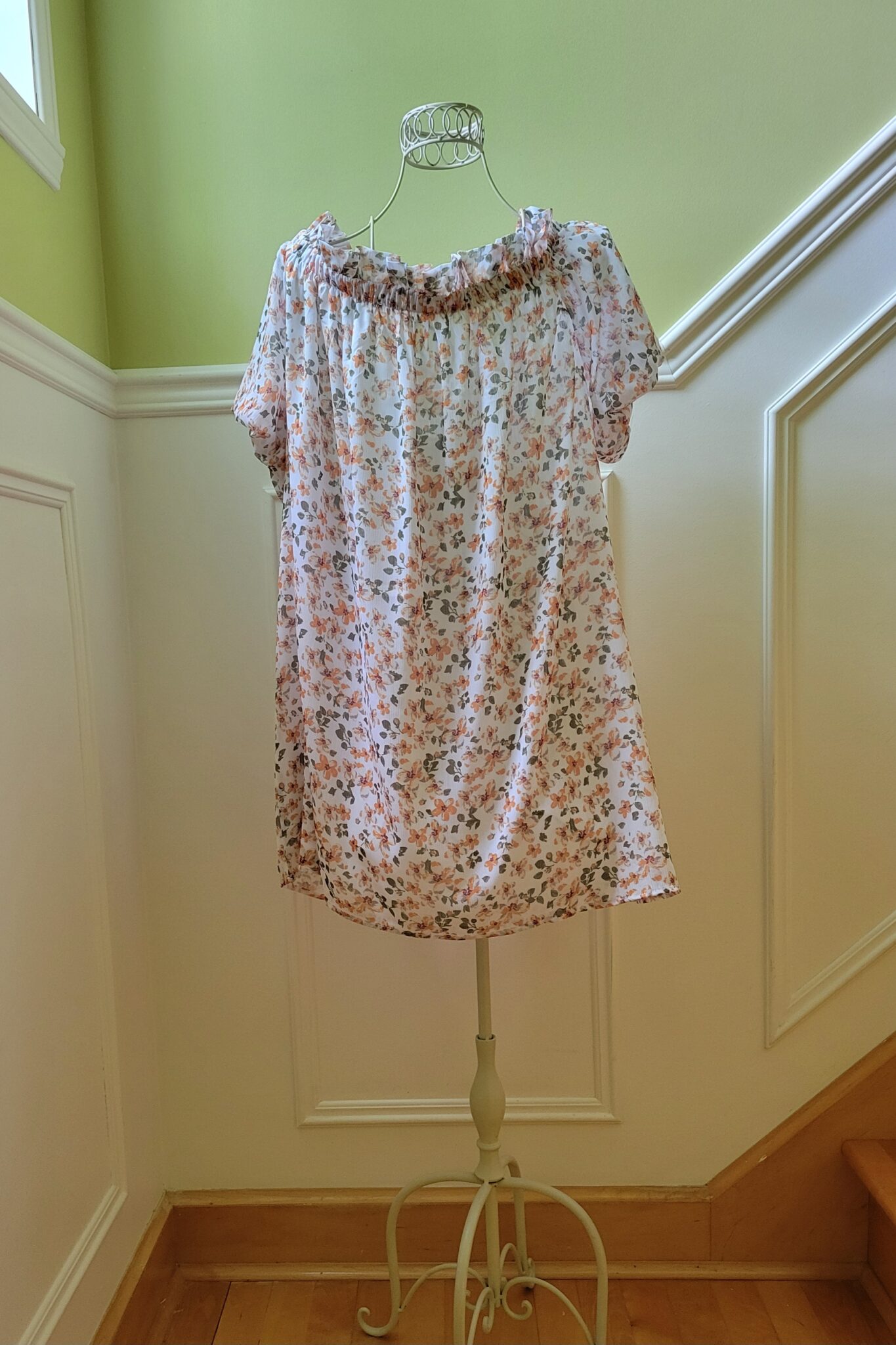 Featured image for Robe courte fleurie