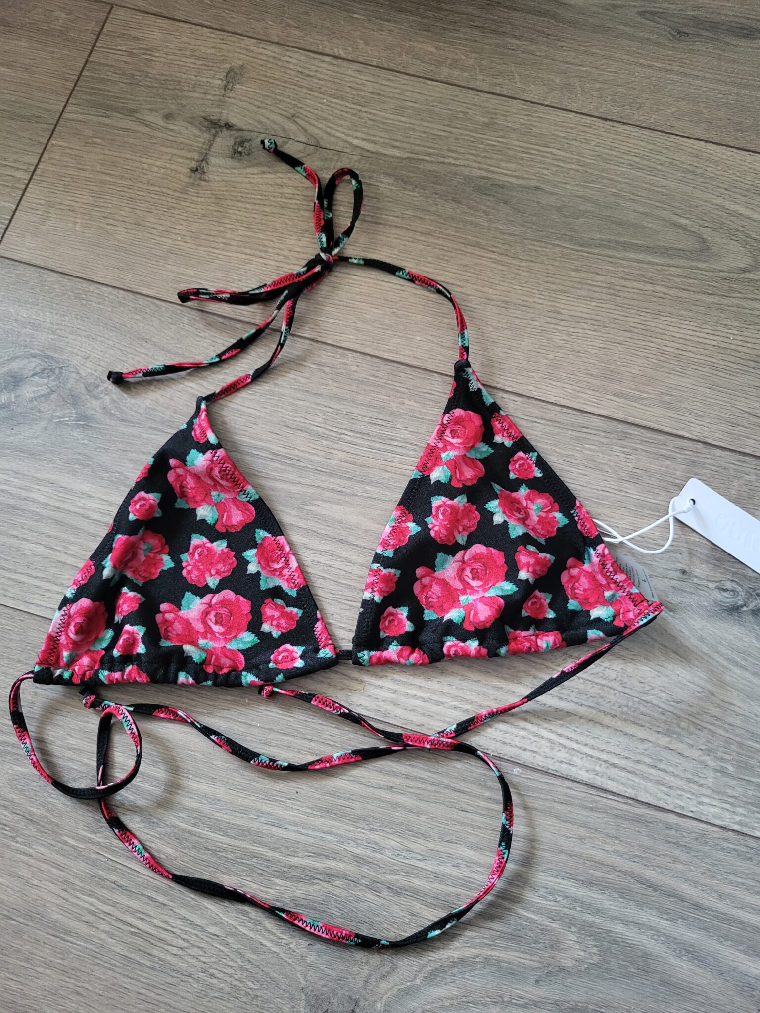 Featured image for Haut bikinie brightswimwear