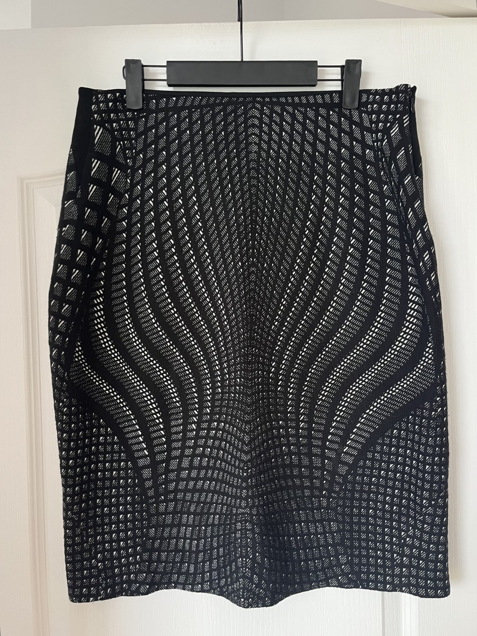 Featured image for Diane Von Furstenberg skirt size 14