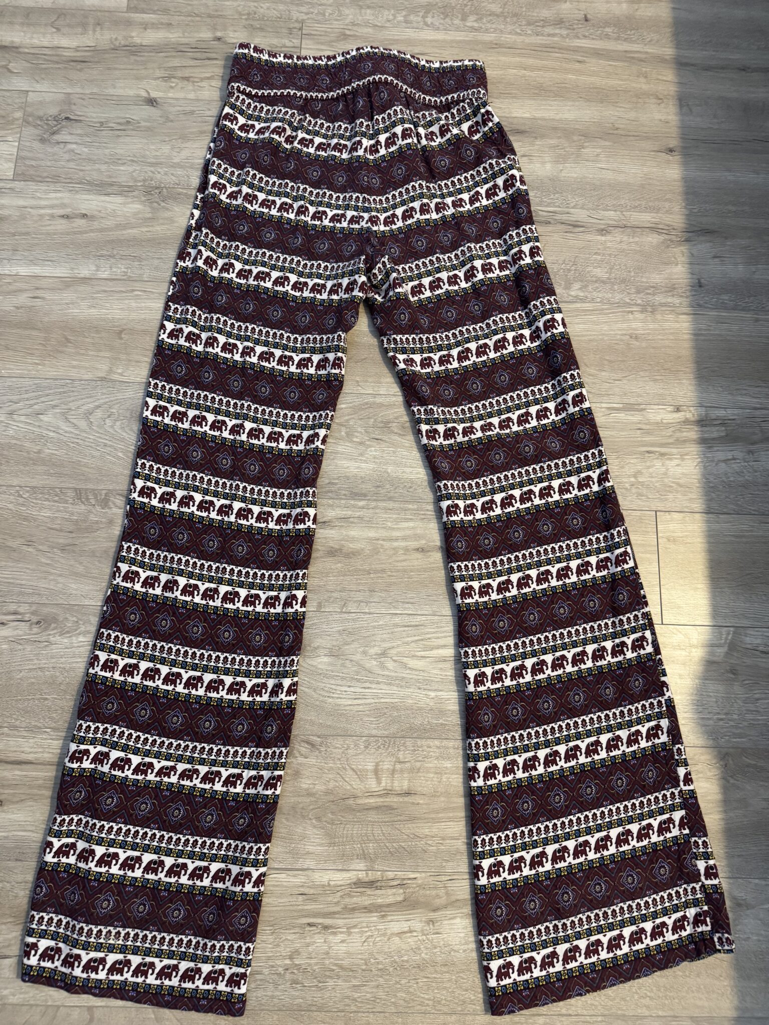 Featured image for XS - Pantalon large à motifs