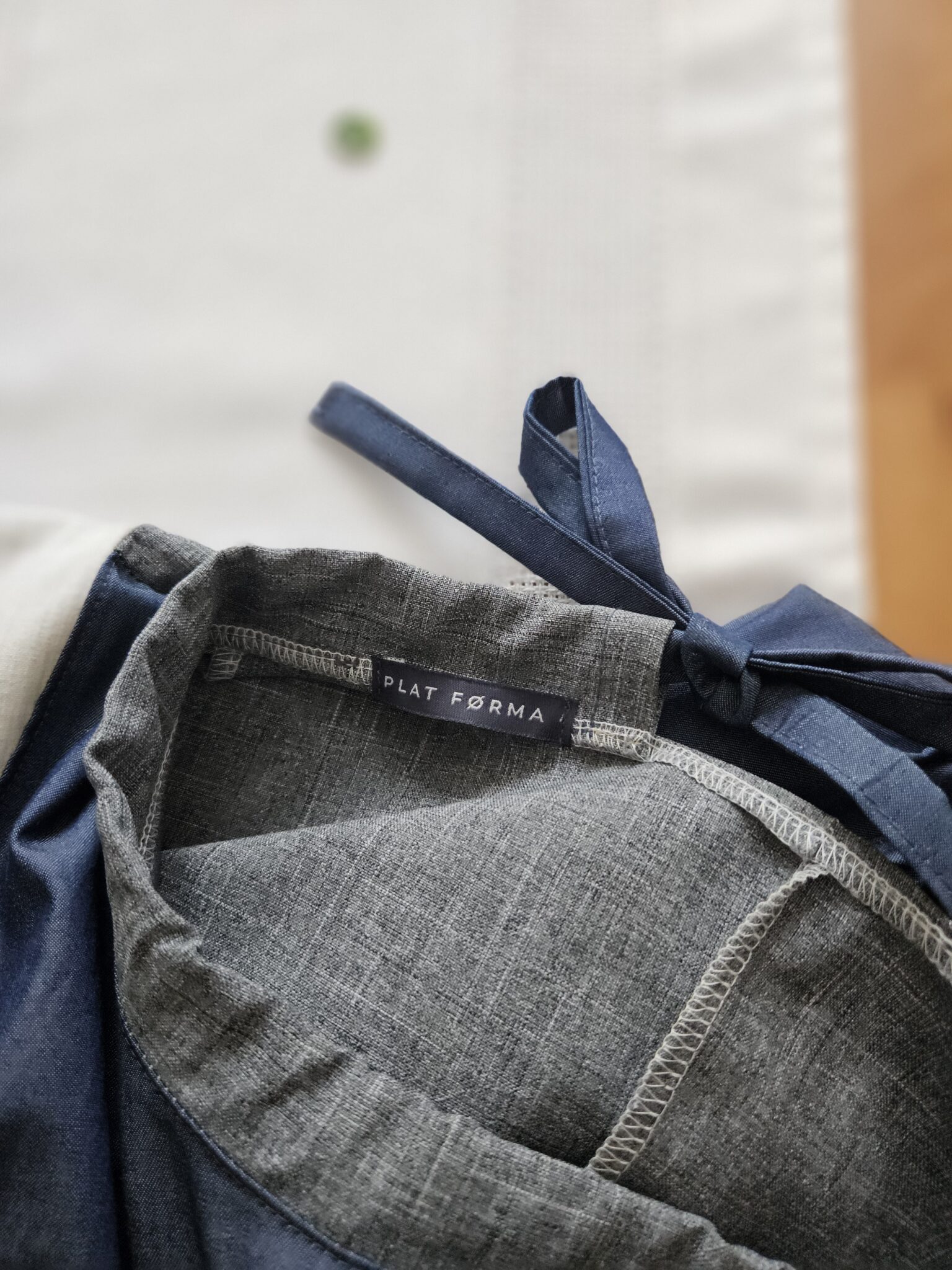 Image for Robe unique en lin (avec poches)