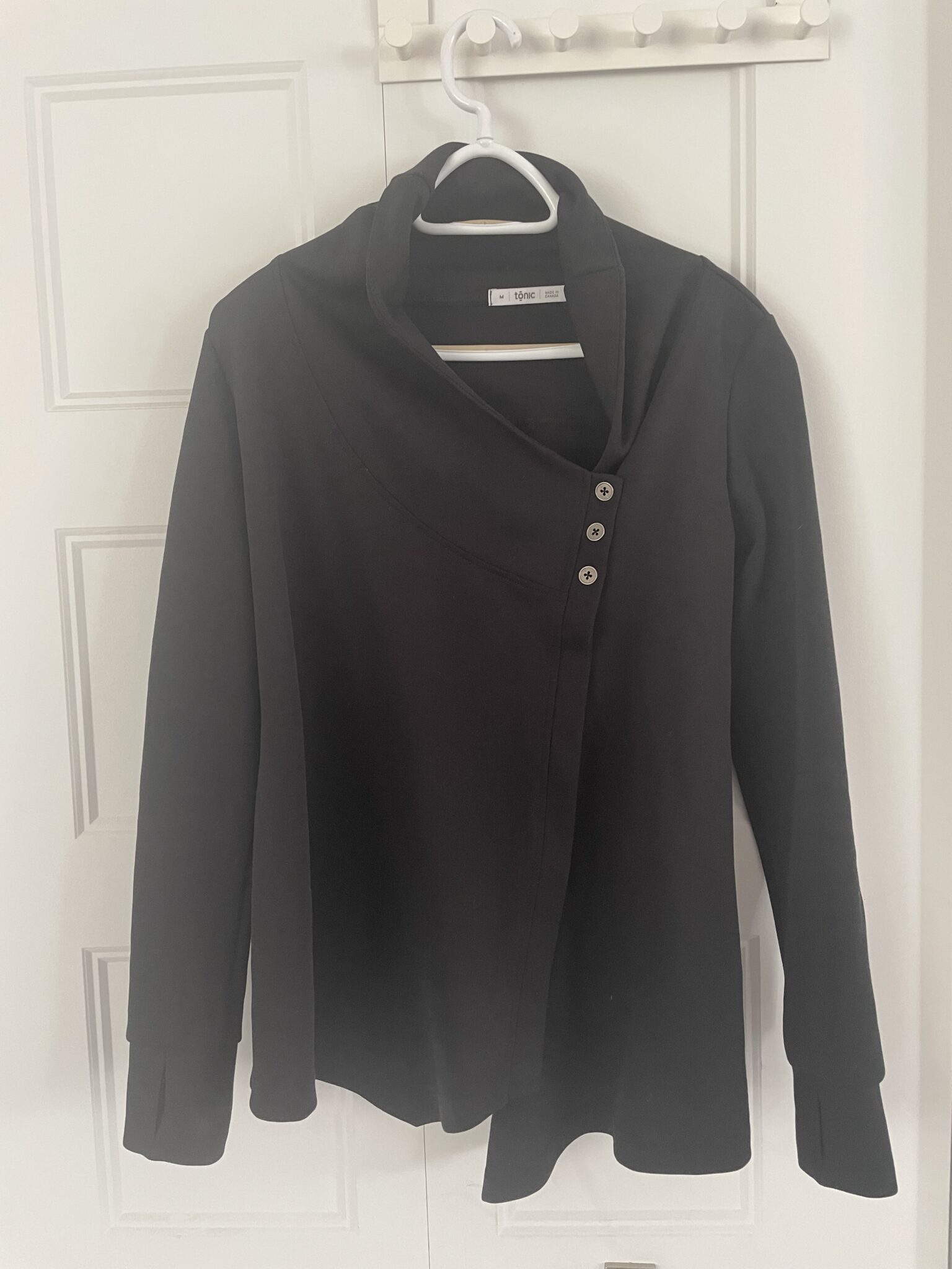 Featured image for Veste noire Tonic Active