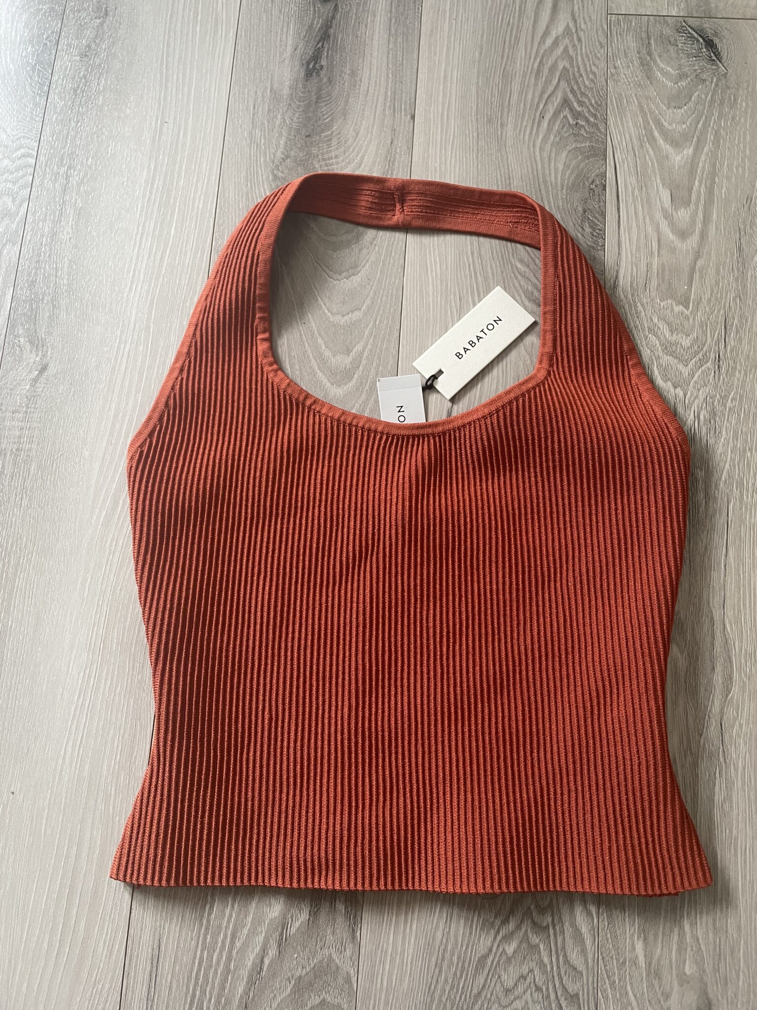 Featured image for Sculpt Knit Aritzia
