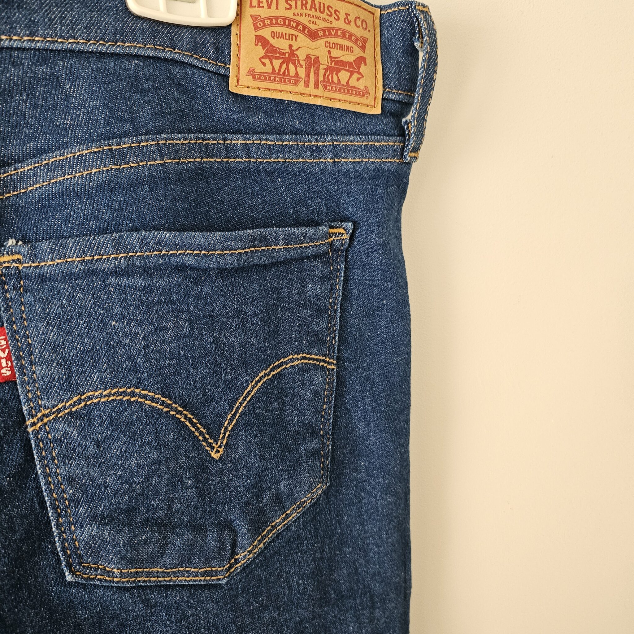 Featured image for Levis high-waisted jeans