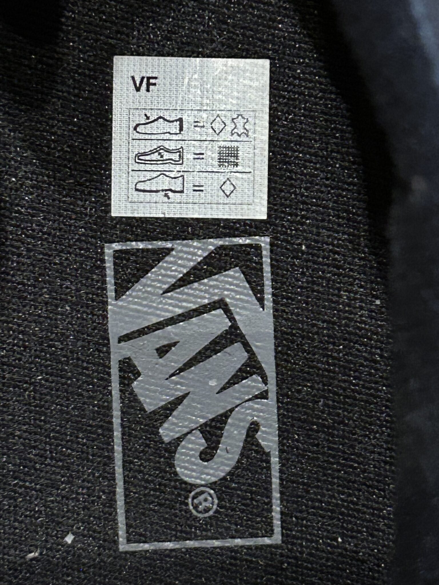 Image for Chaussures Vans noir en cuir synthétique pour garçons - modèle Seldan