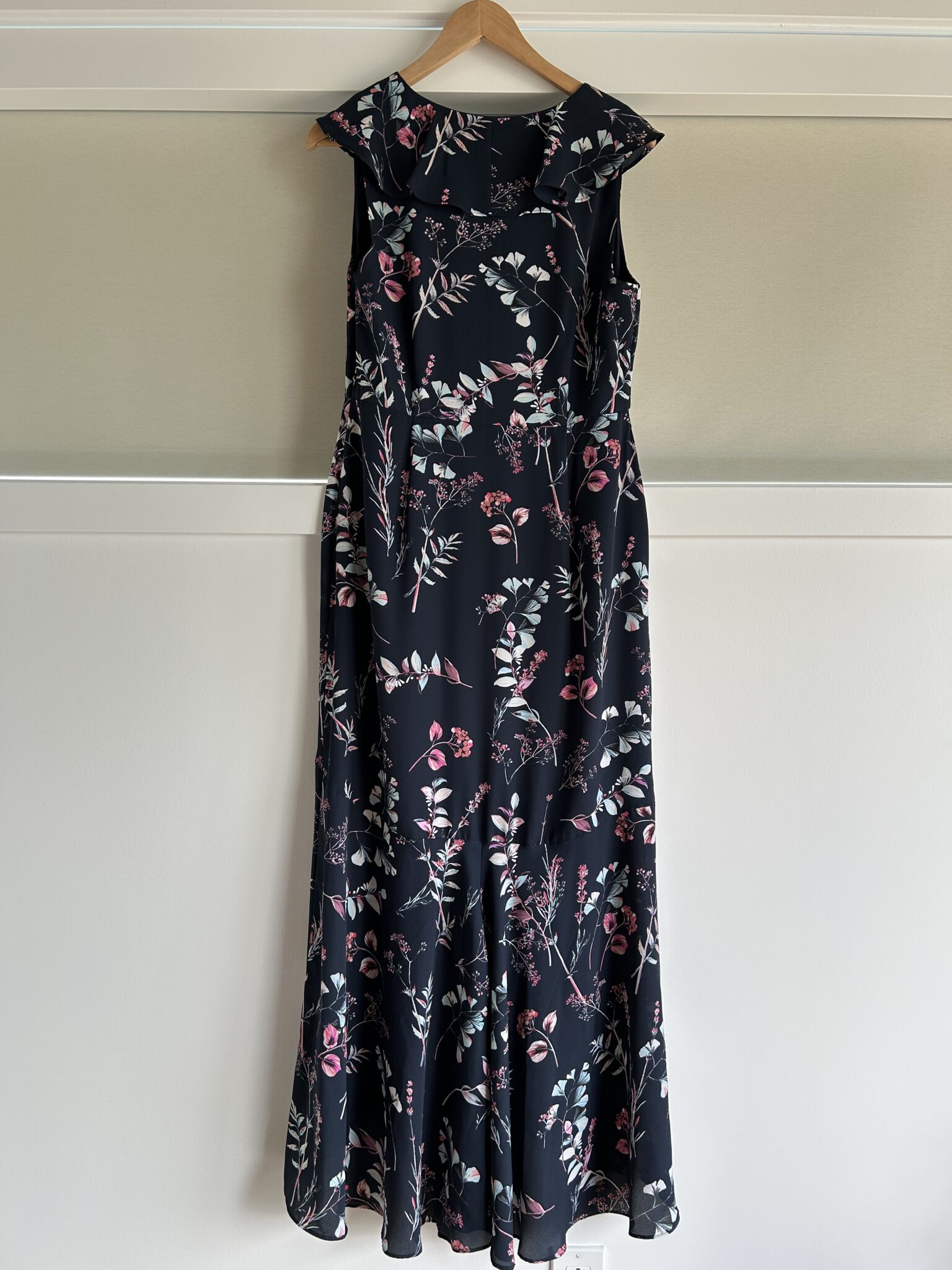 Image for Beautiful feminine dress