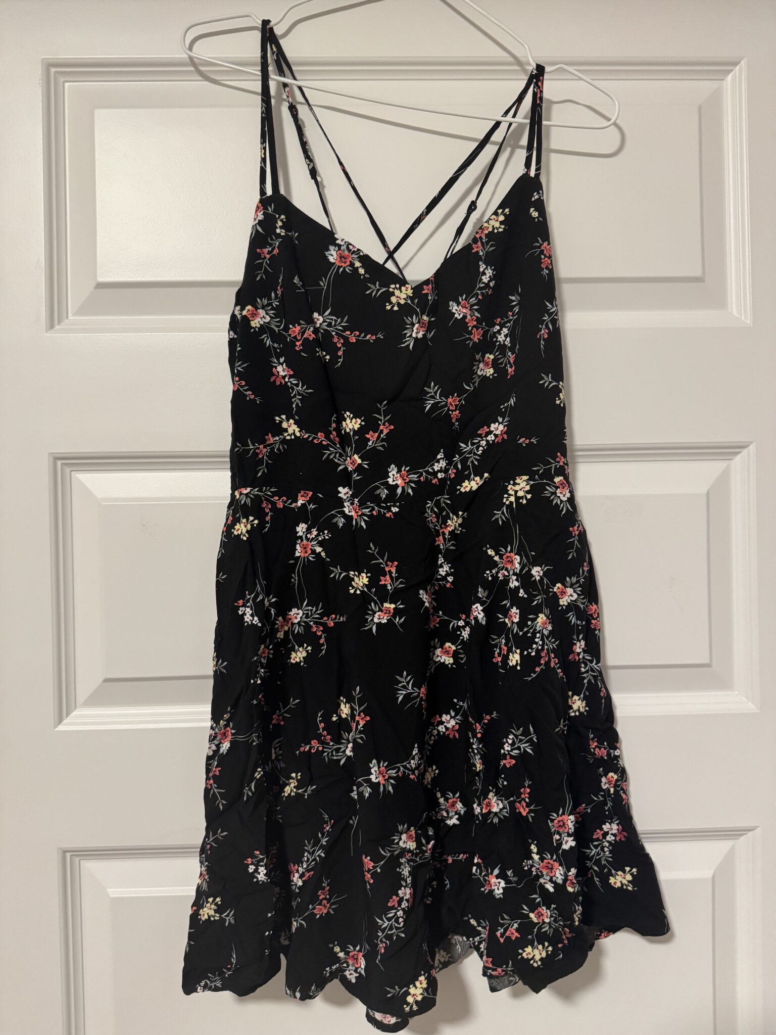 Featured image for Robe noire fleuri