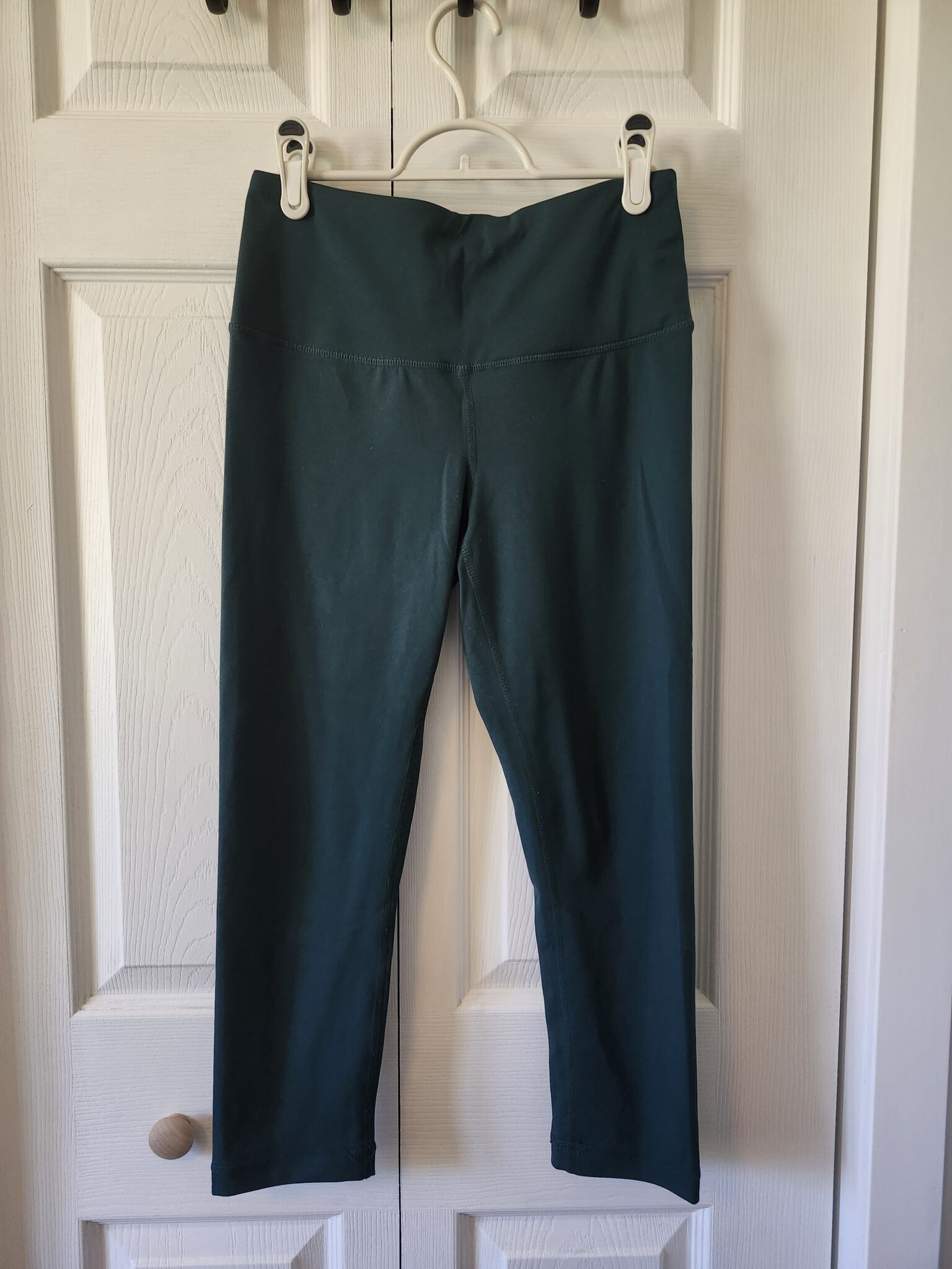 Featured image for Legging vert forêt