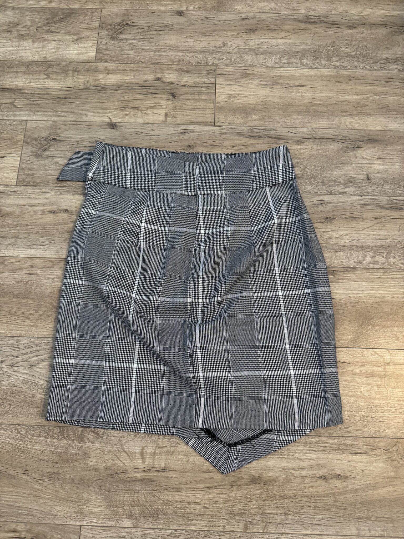 Image for XS - Jupe courte asymétrique Dynamite