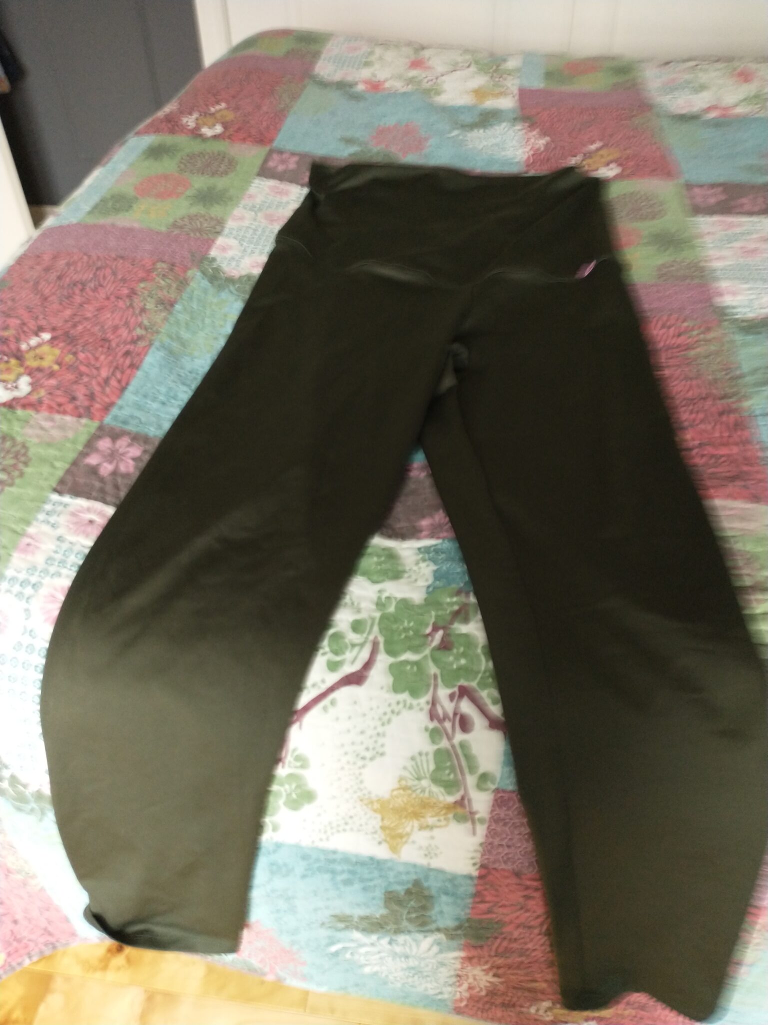 Featured image for Legging de maternité Lait de Poule