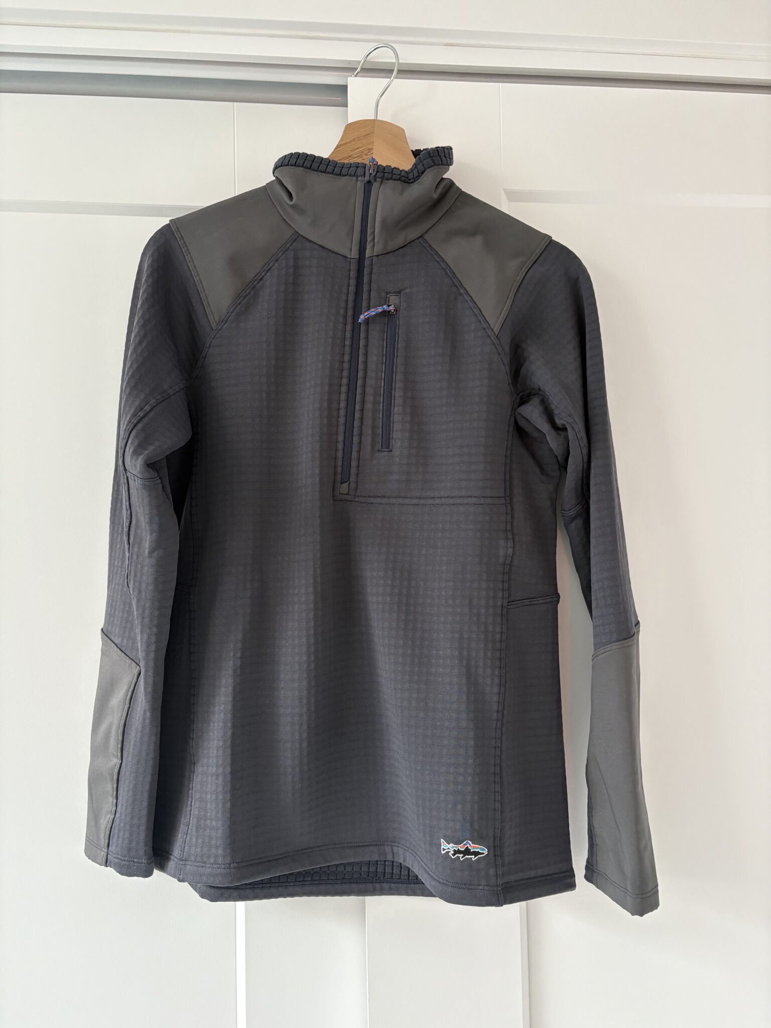 Image for Patagonia R1® Fitz Roy Trout long sleeve 1/4 zip - new with tags