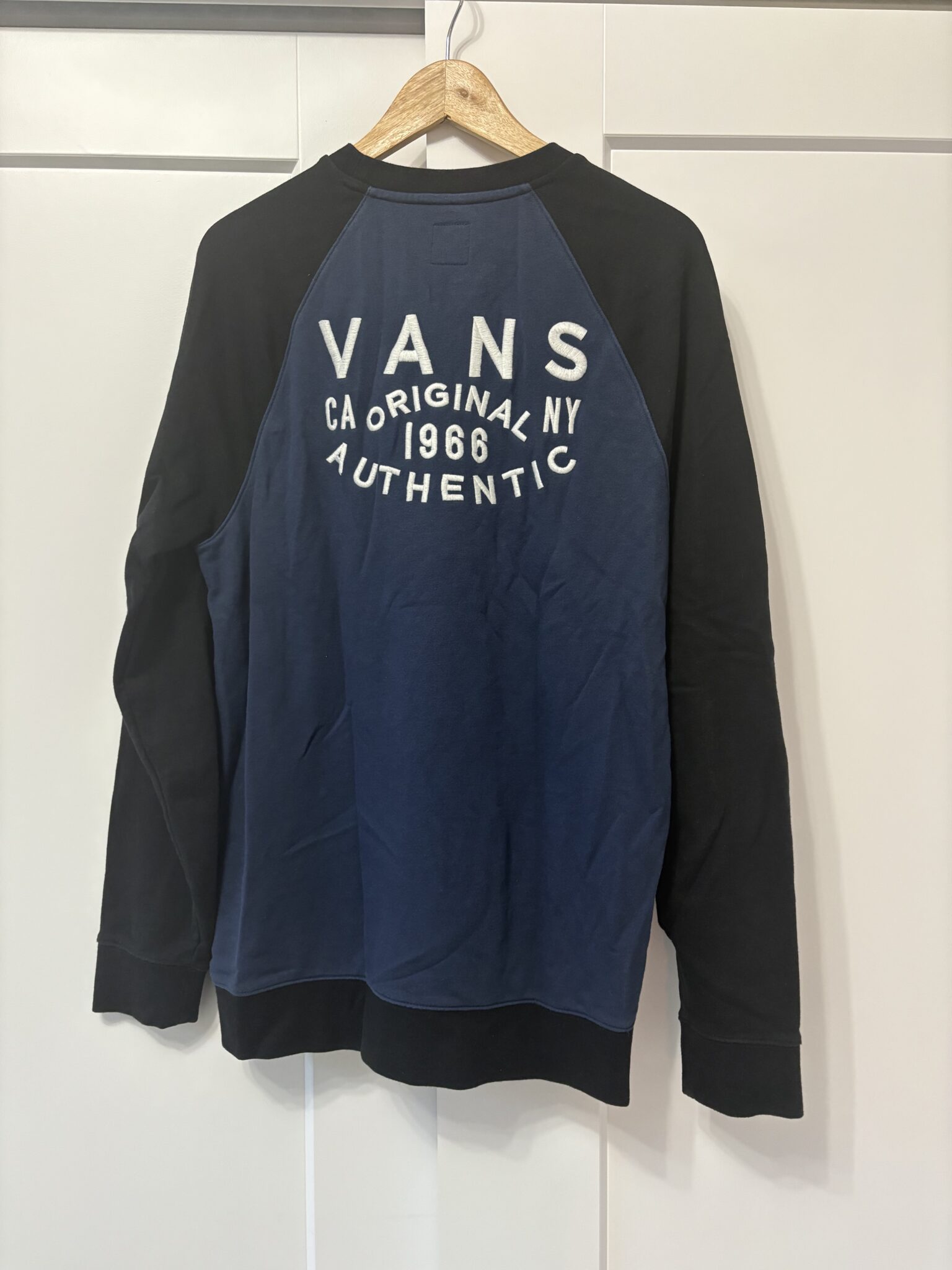 Image for Vans round-neck sweatshirt