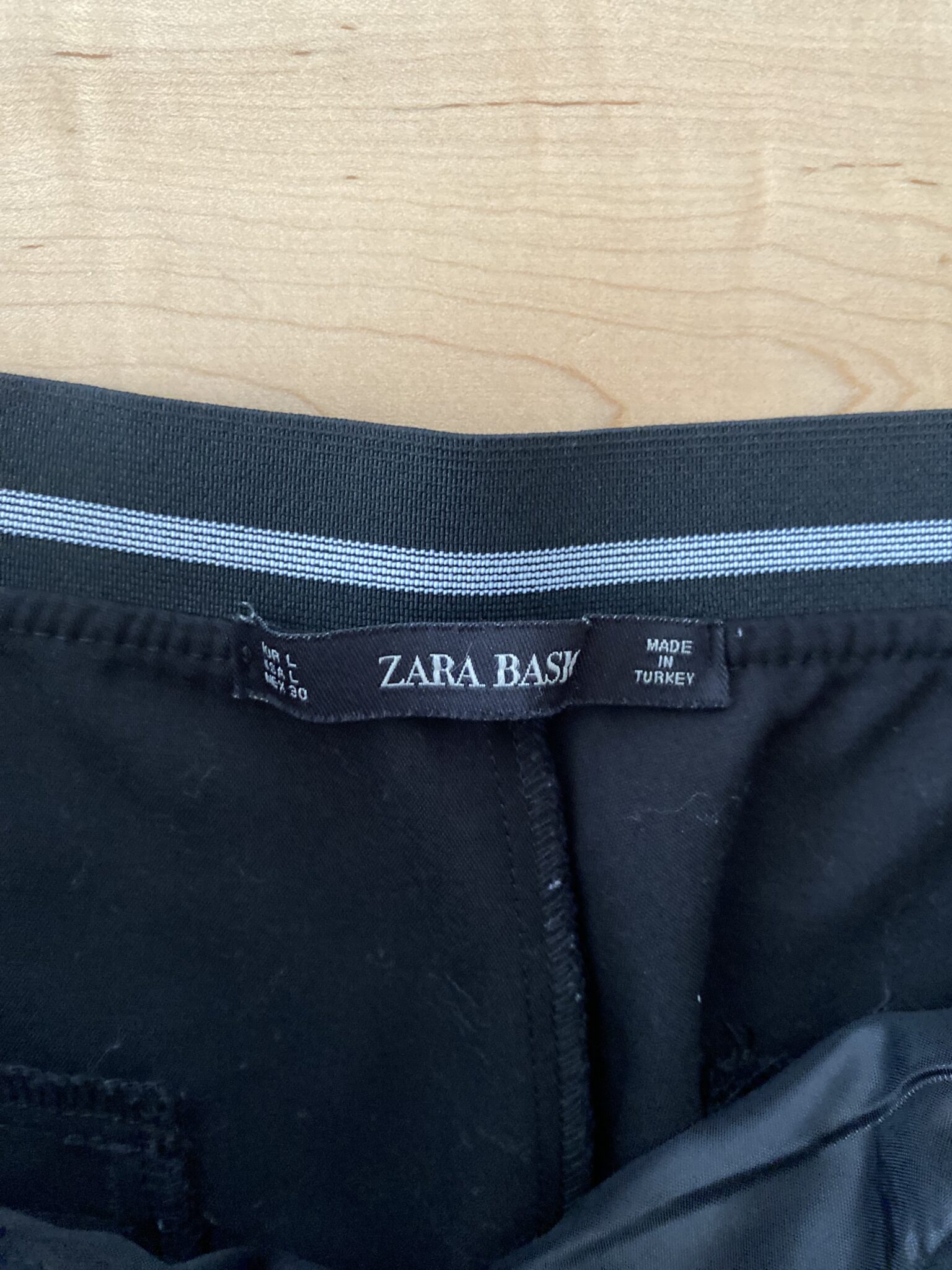 Image for Pantalons Zara