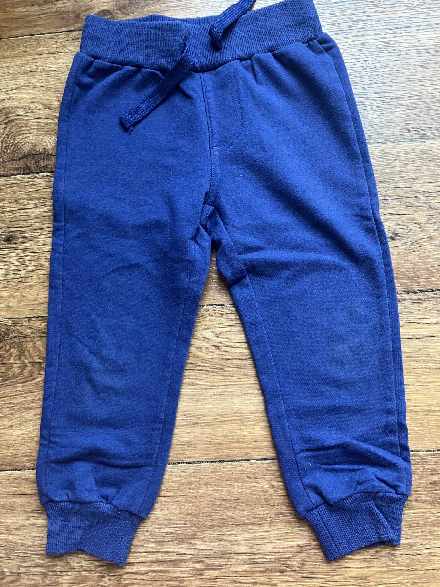 Featured image for Jogging bleu 3 ans