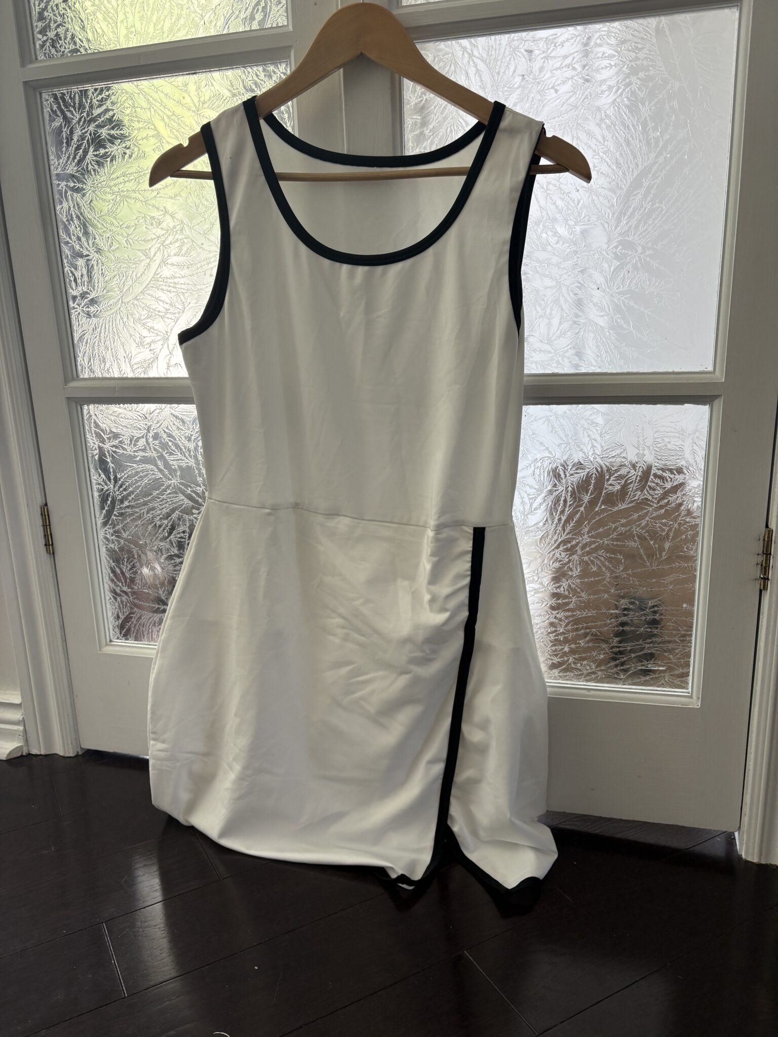 Featured image for Robe de tennis/golf neuve
