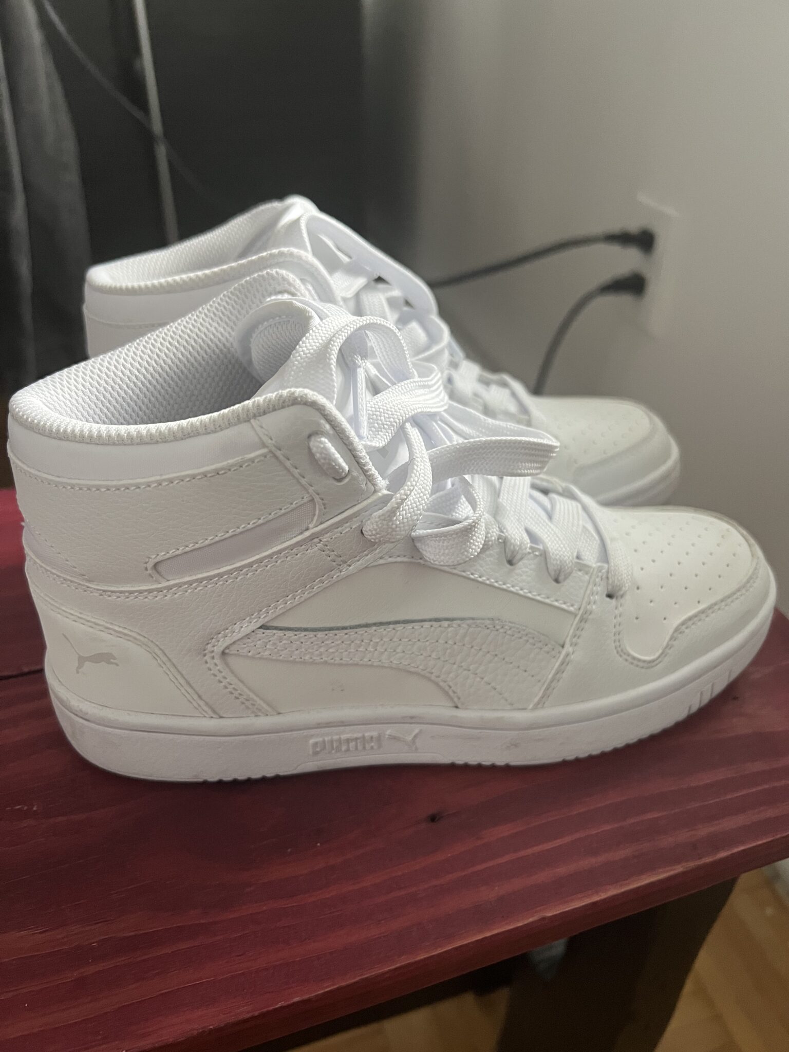 Featured image for Basket montant Puma Blanche taille 36