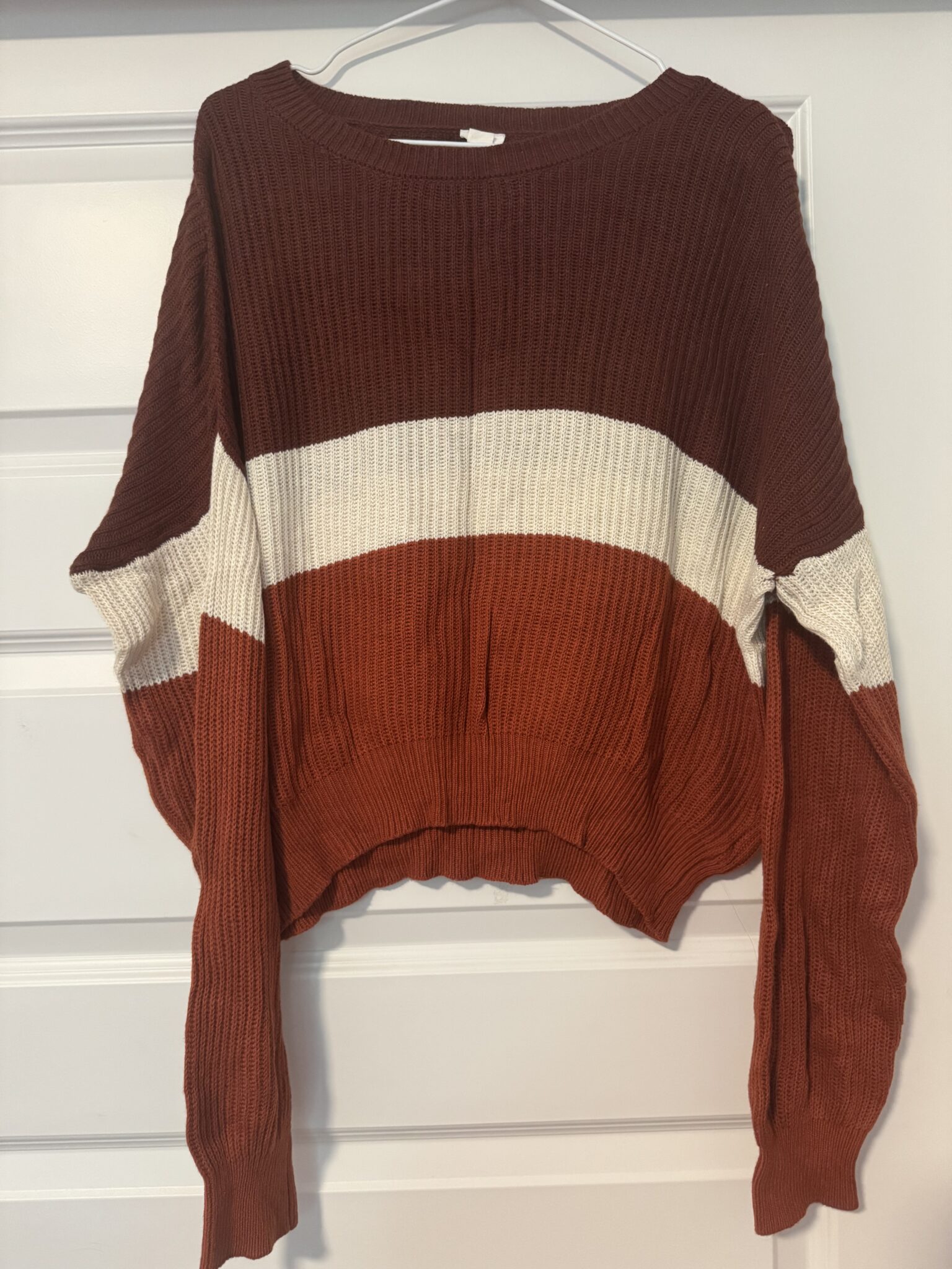 Featured image for Sweater ligné