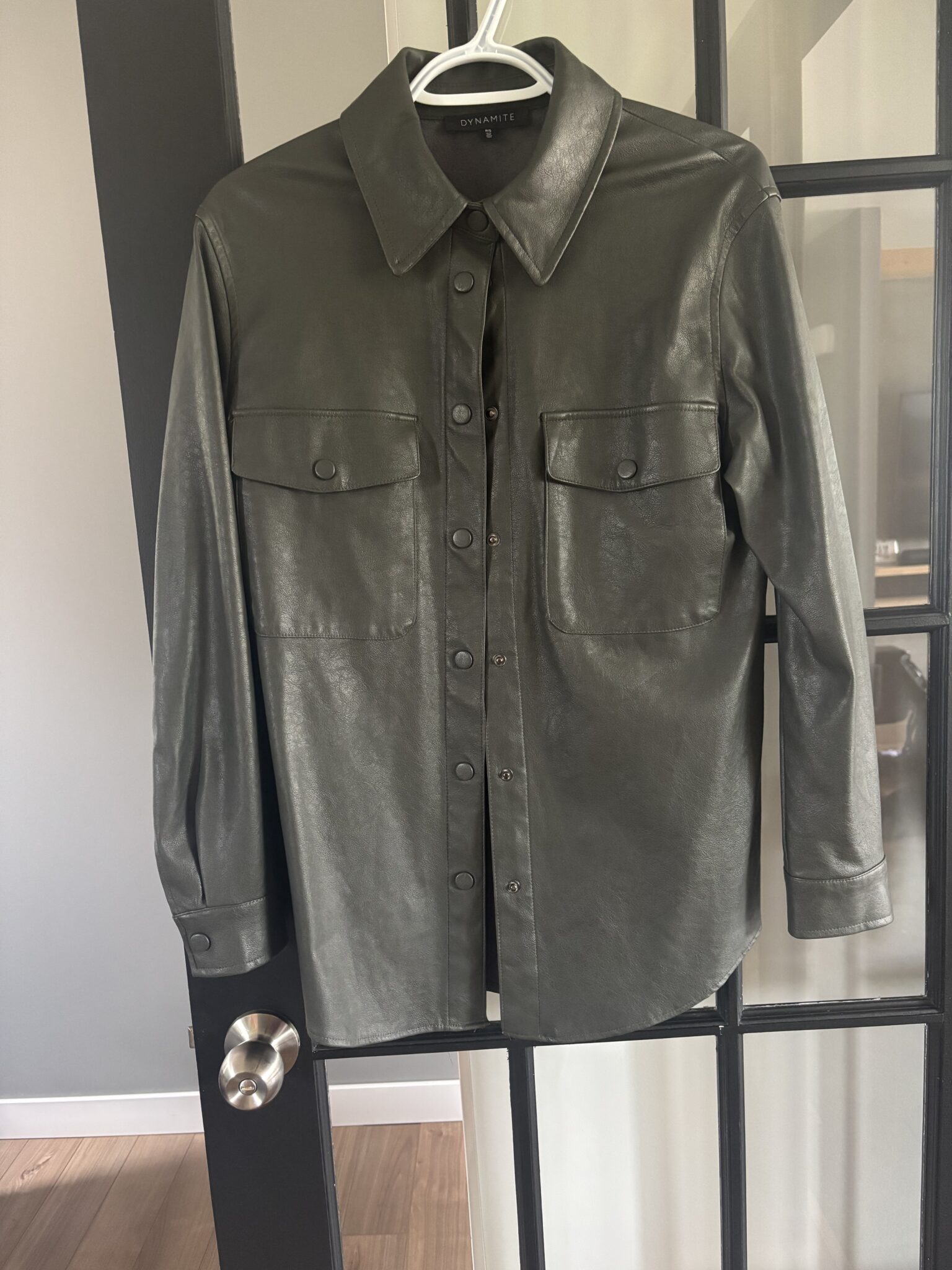 Featured image for Veste en cuirette oversize