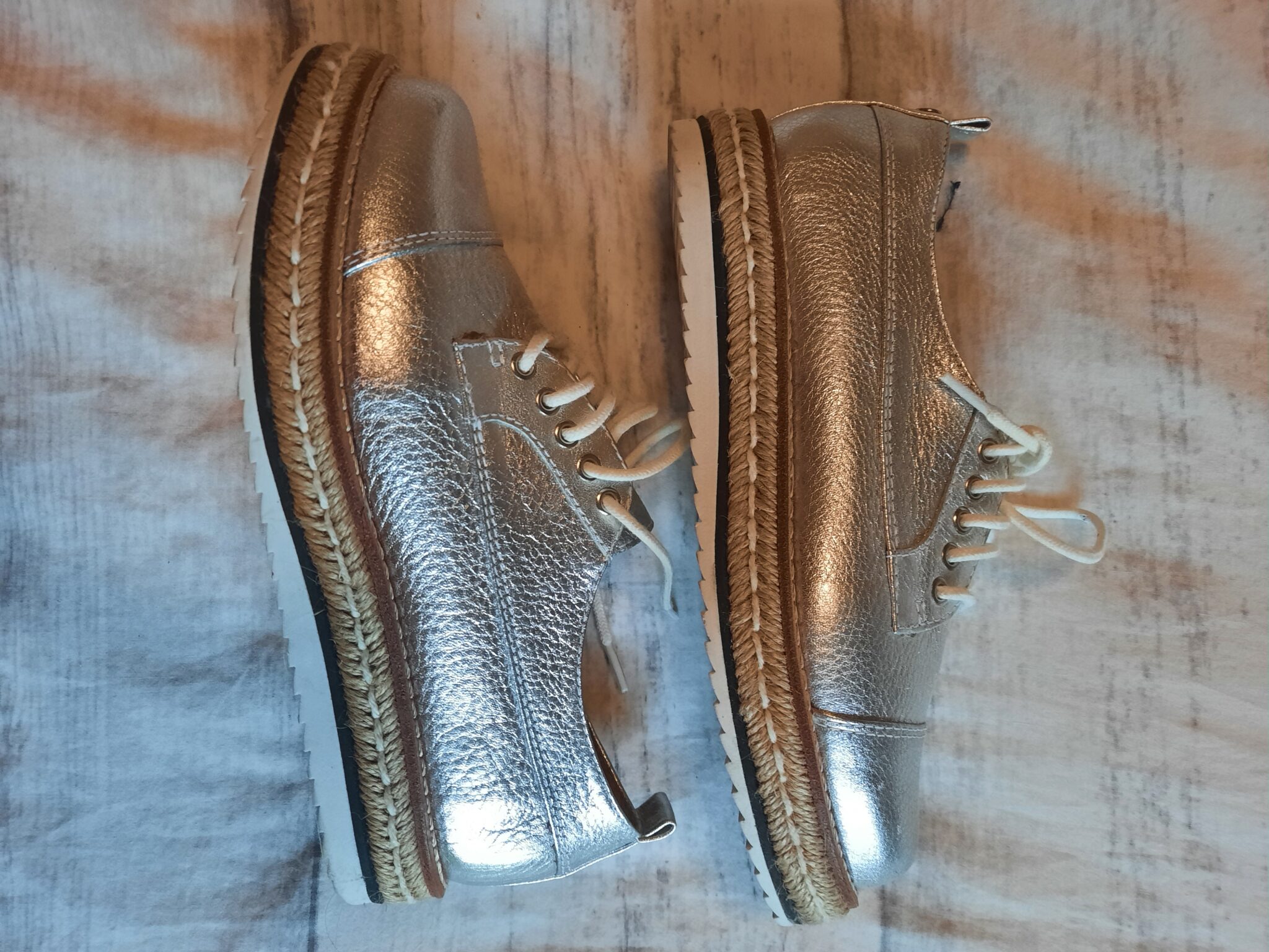 Image for Magnifiques souliers argentés