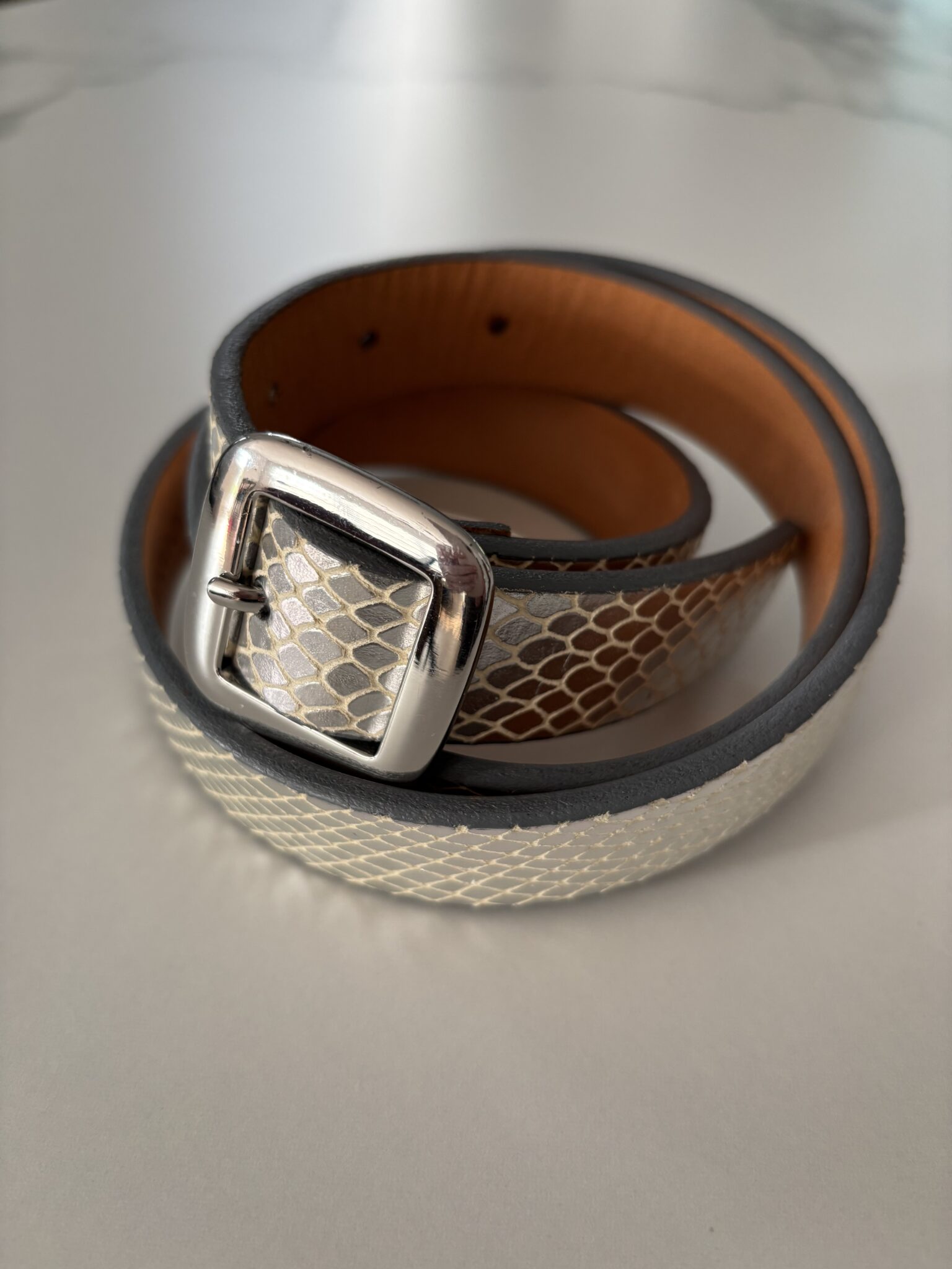 Featured image for Ceinture en cuir