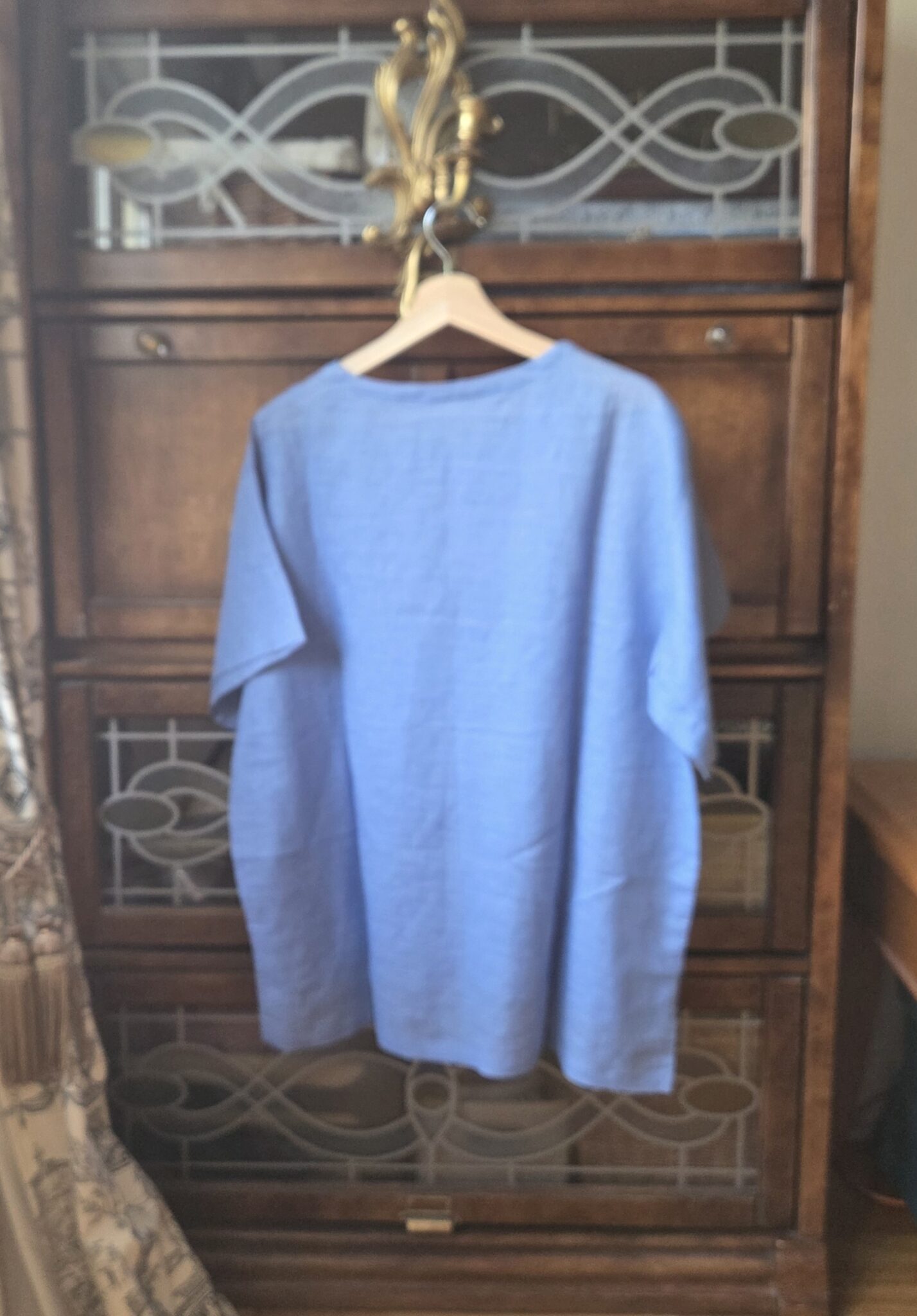 Image for Superbe chemisier couleur pervenche 55 % lin, 45 % coton