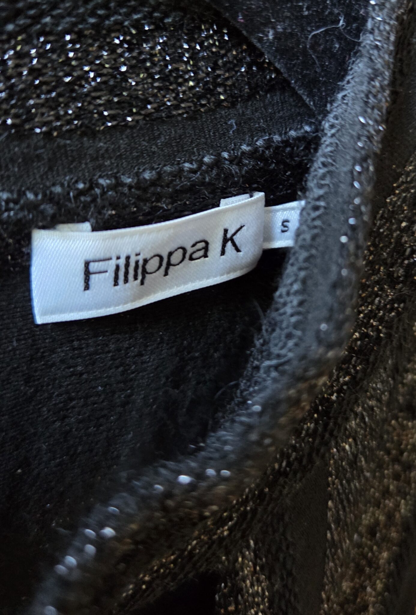 Image for FILIPPA K -Élégante robe licou à rayures noires et métallisées