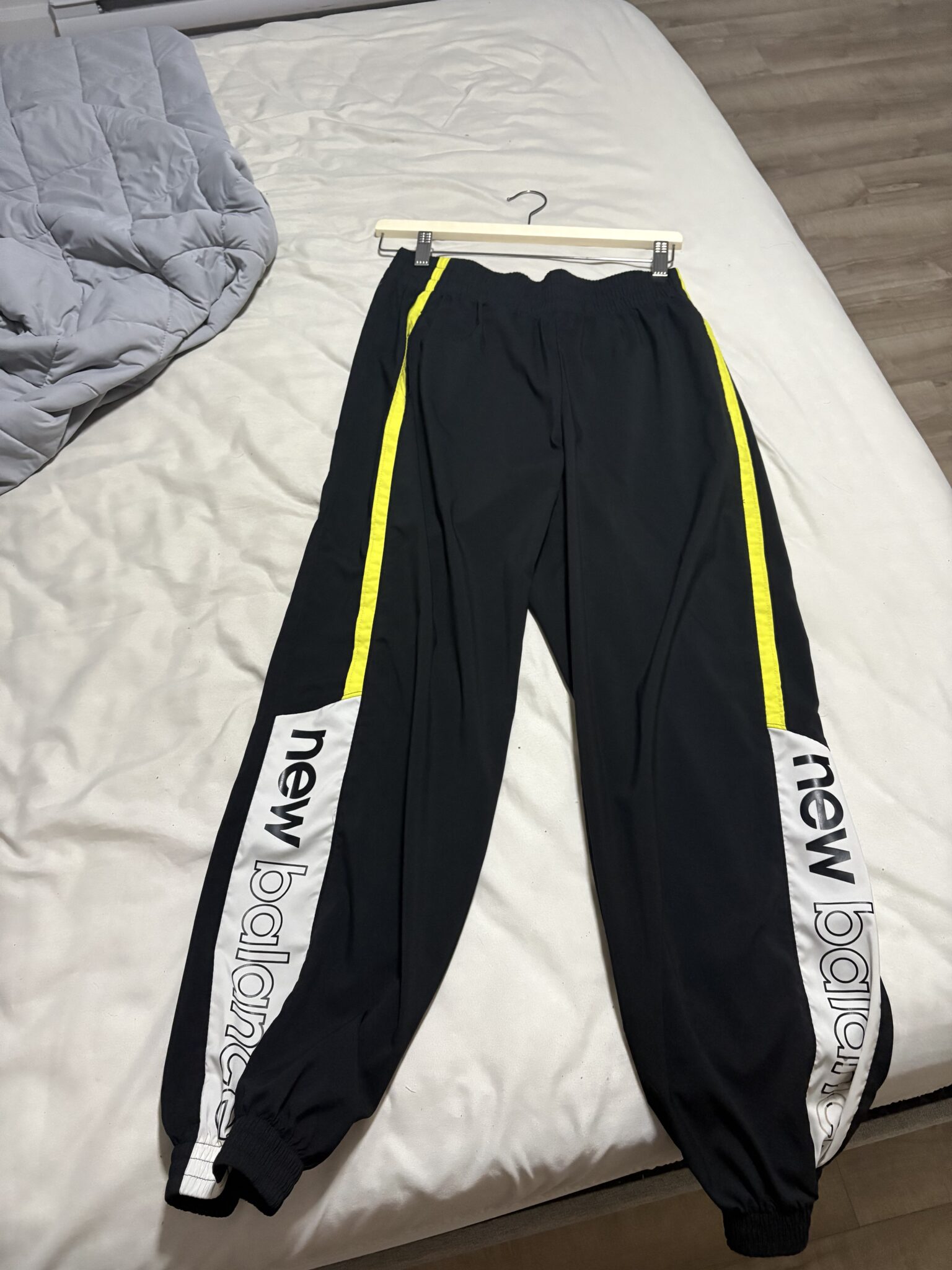 Featured image for New balance sports trousers