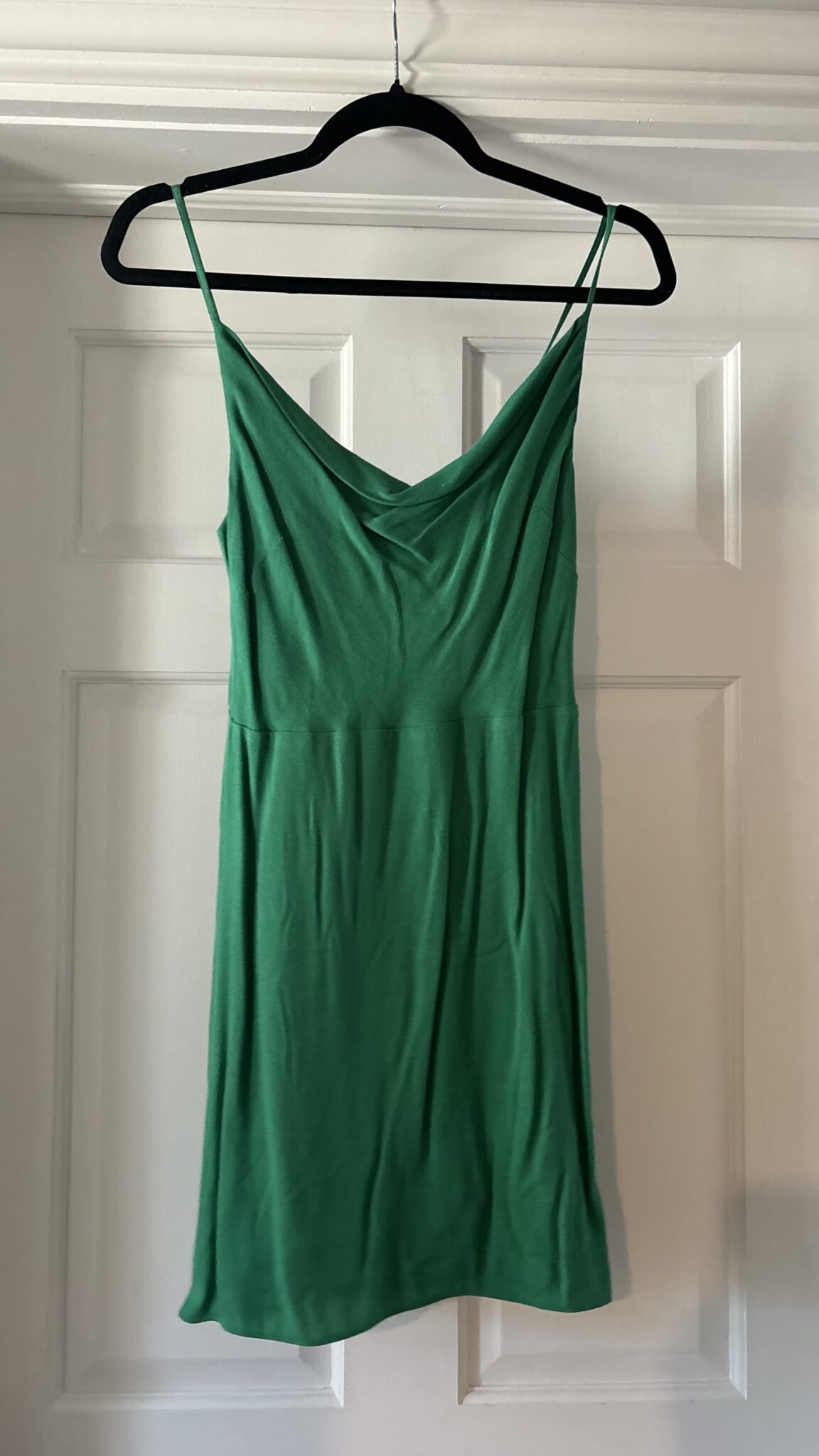 Featured image for Robe mini verte