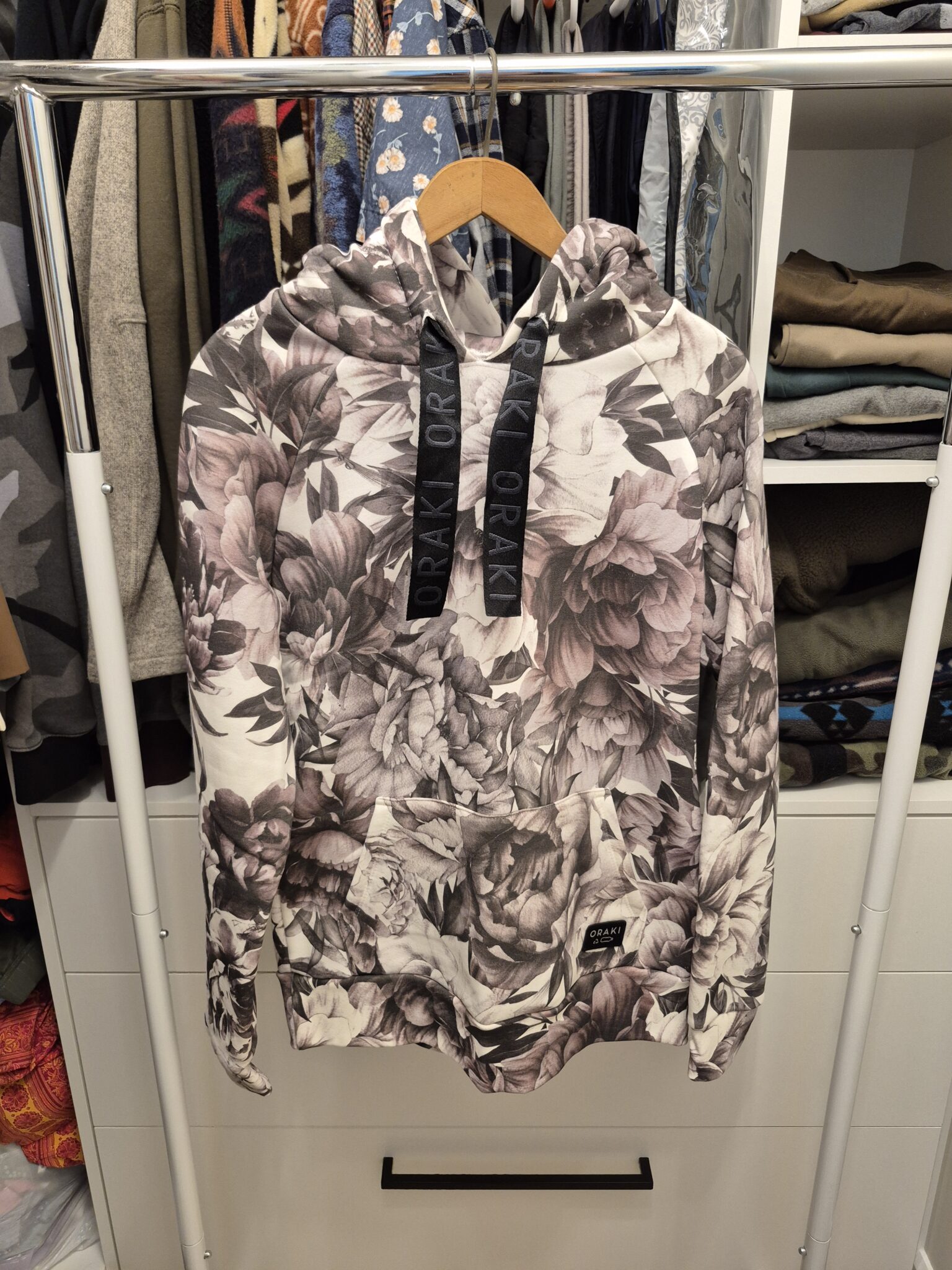 Featured image for Classic hoodie cloud blossom