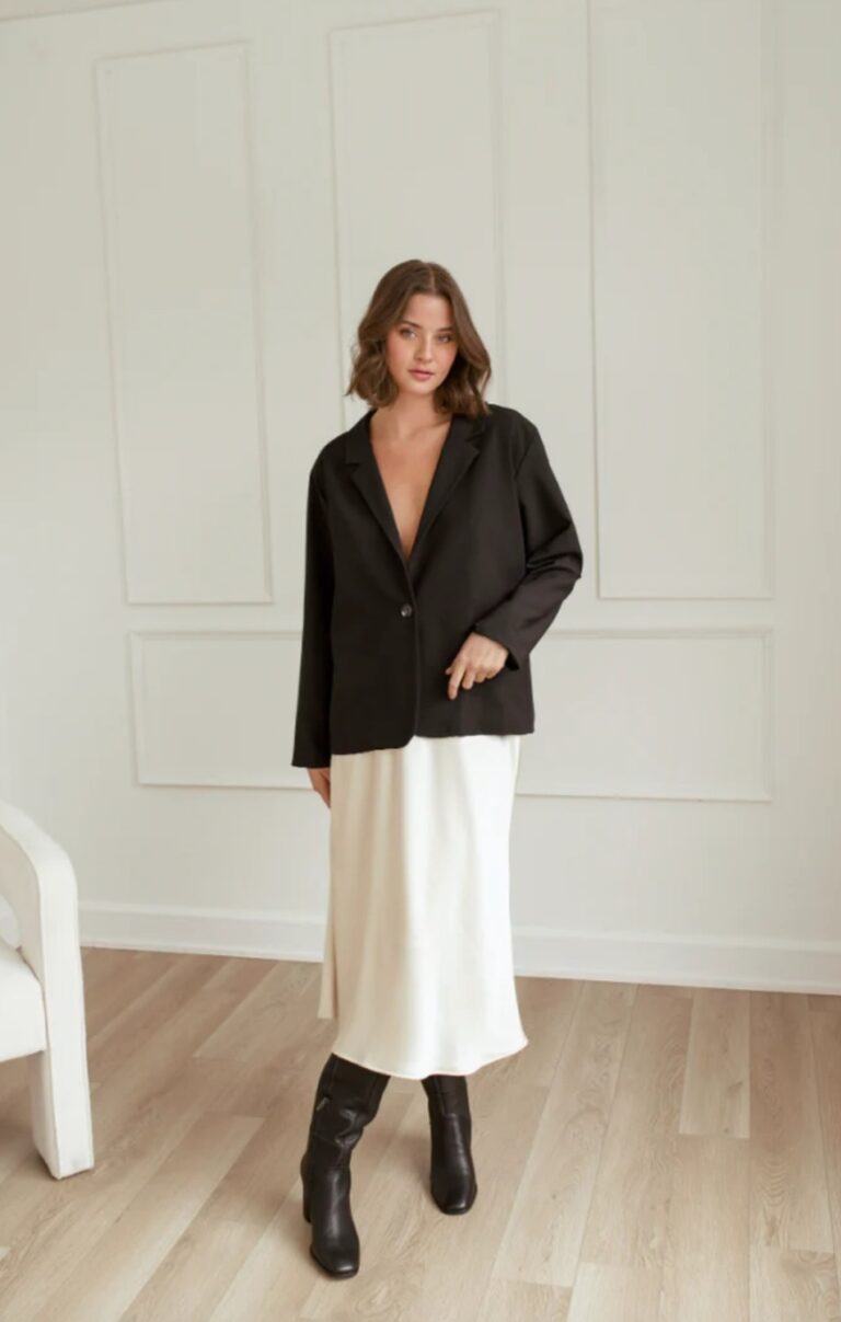 Image for Champagne satin skirt Dailystory