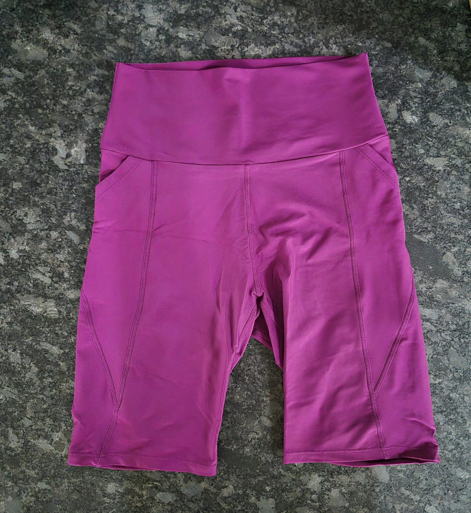 Featured image for Biker shorts berry jam with pockets