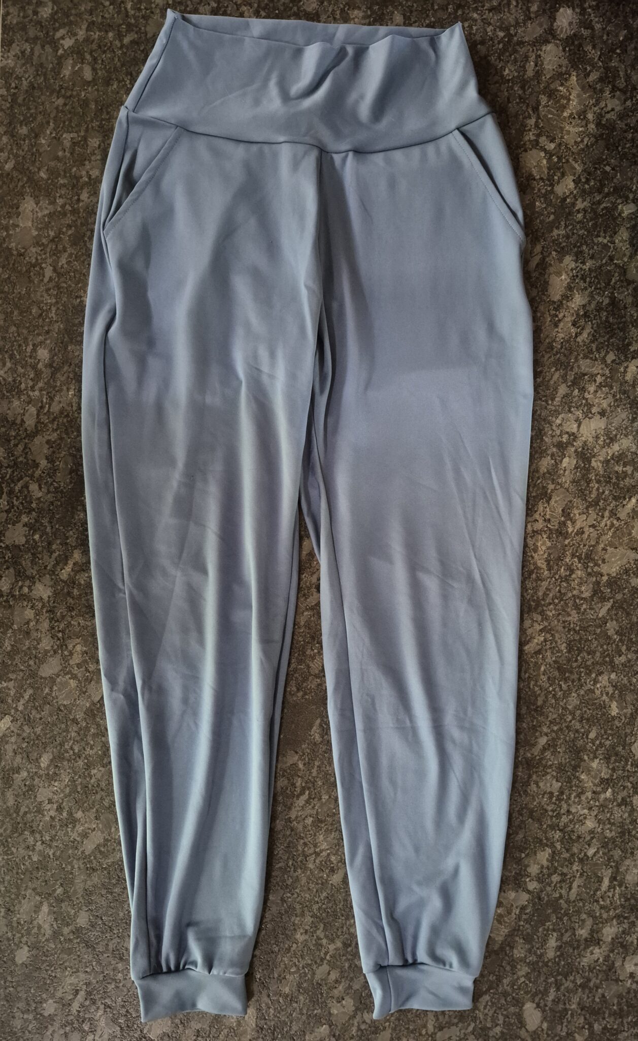 Featured image for Ecoluxe jogger nuage