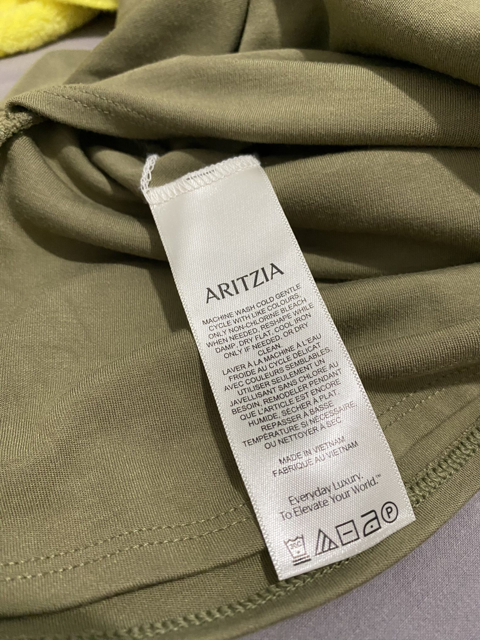 Image for Robe portefeuille Aritzia olive