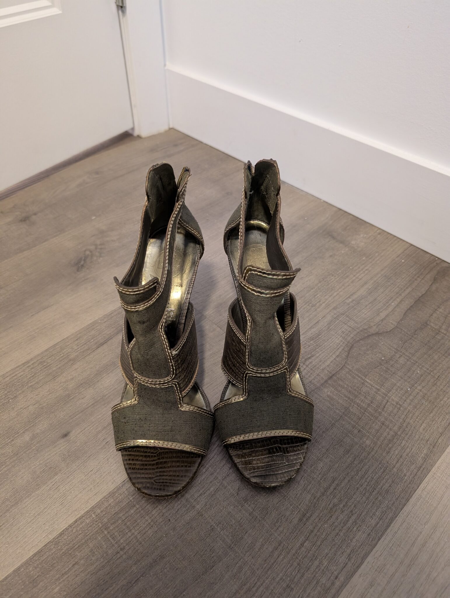 Featured image for Tory Burch/Talons Hauts Sz 10