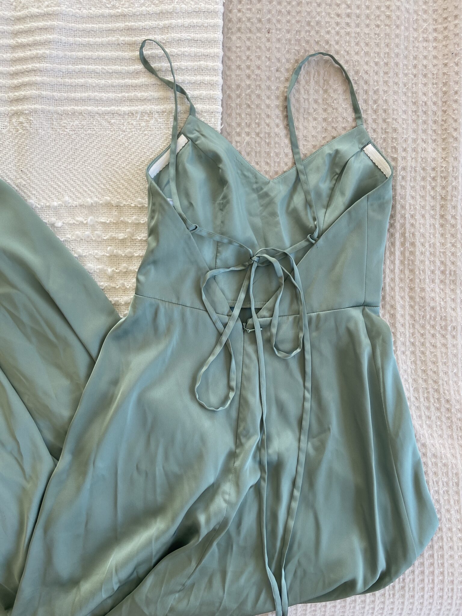 Image for Robe Azazie