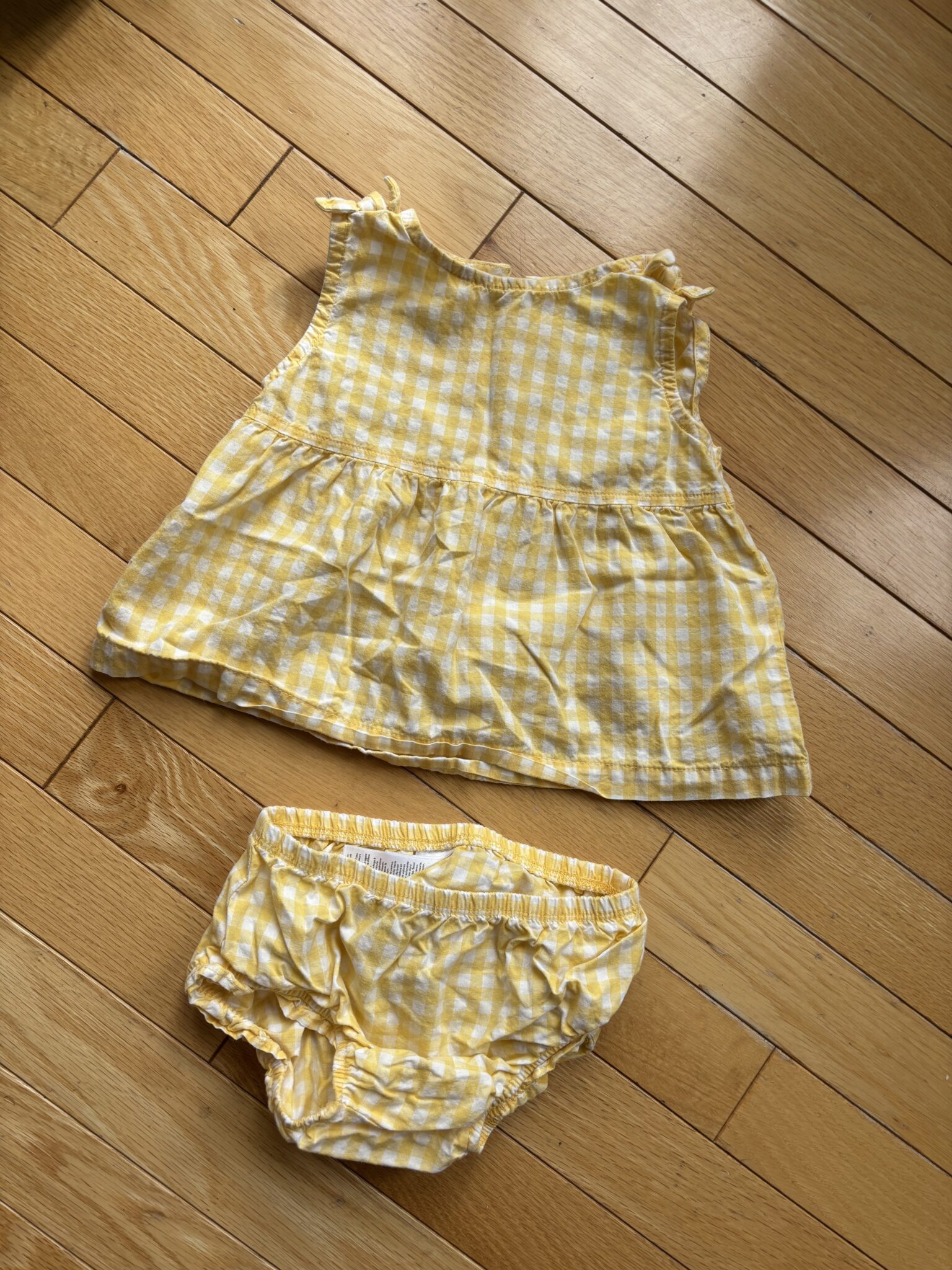 Featured image for Mignon ensemble à carreaux