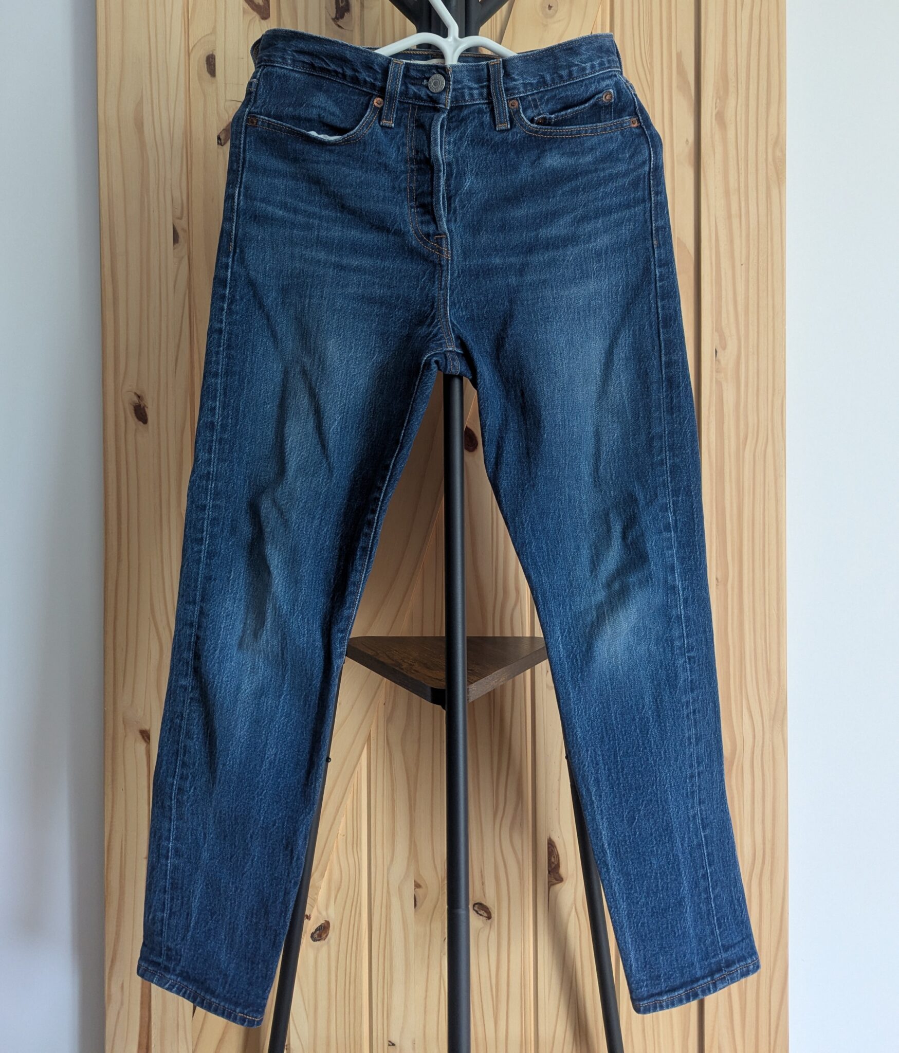 Featured image for Levi's Wedgie Jeans