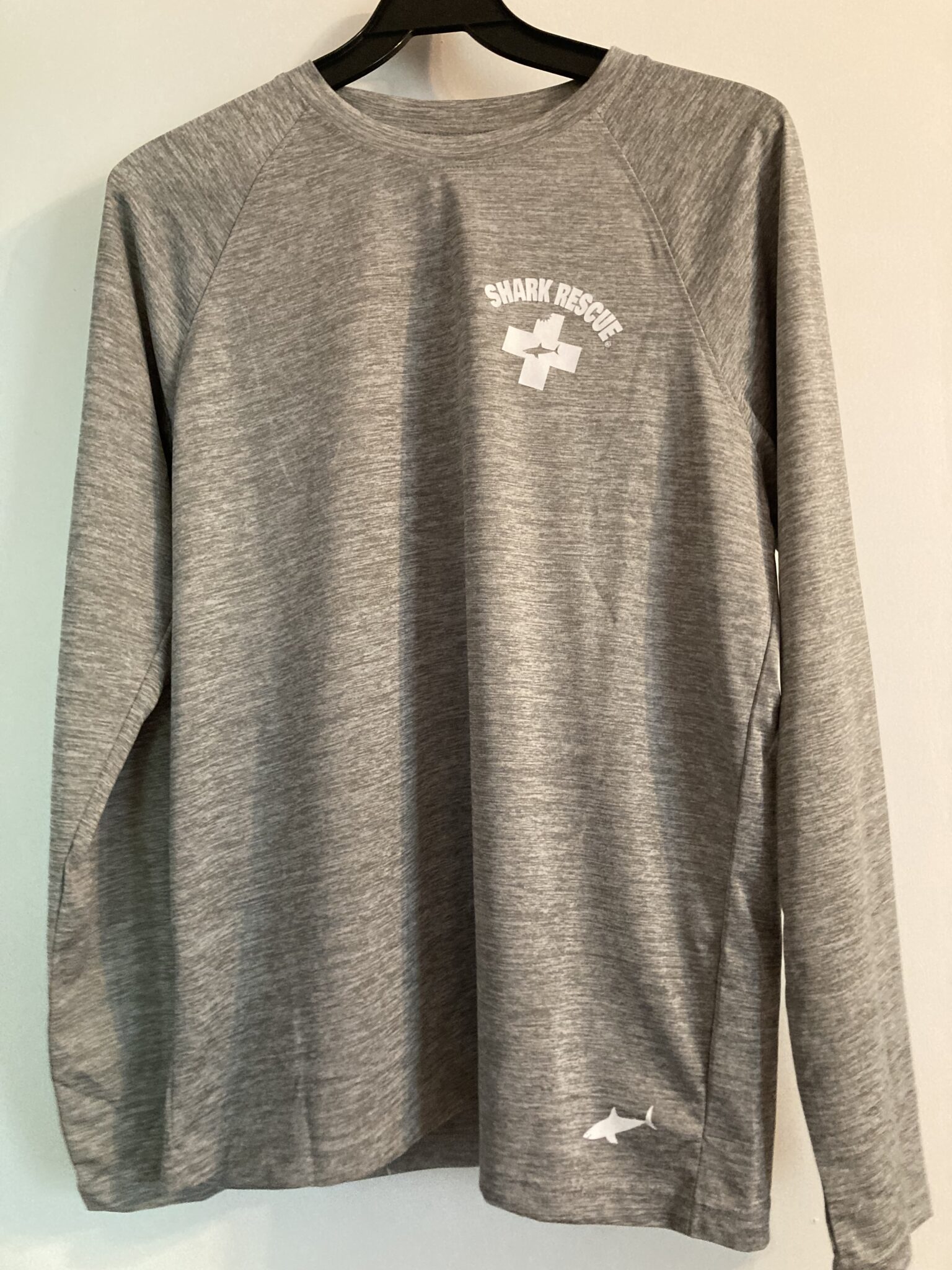 Featured image for Long-sleeved sports shirt