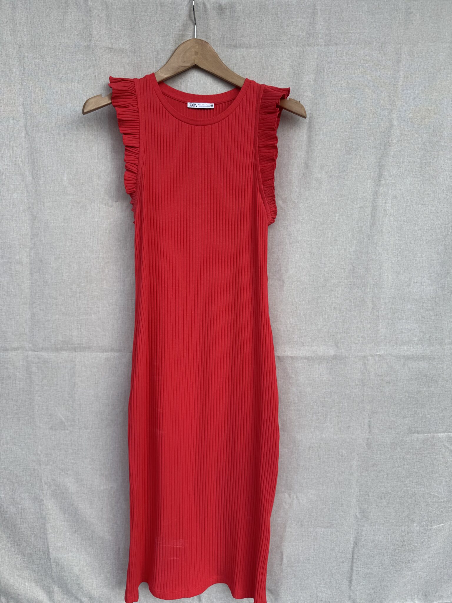 Featured image for Robe moulante Zara