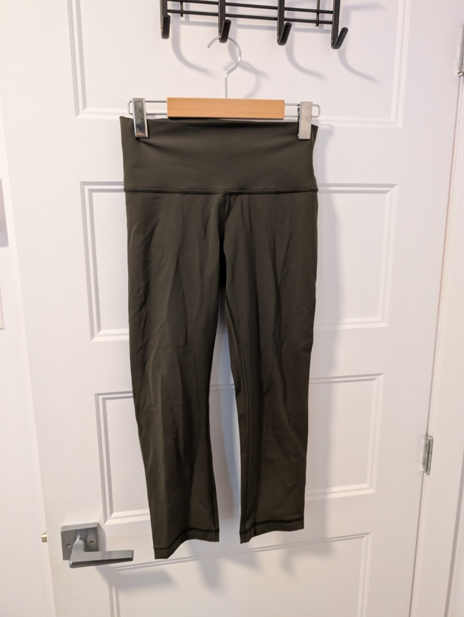 Image for Lululemon/Wunder Under Crop Legging Sz 6