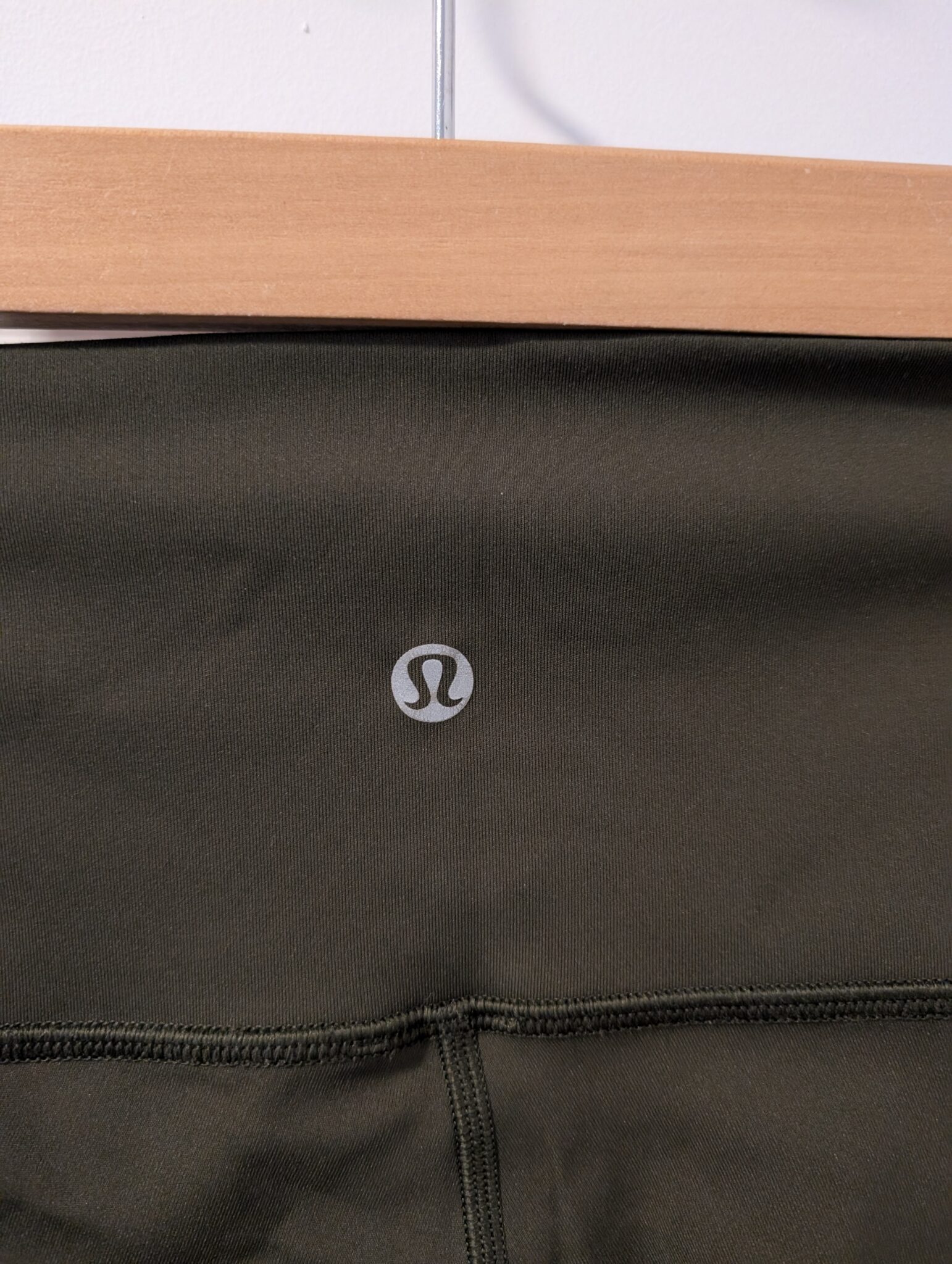 Image for Lululemon/Wunder Under Crop Legging Sz 6