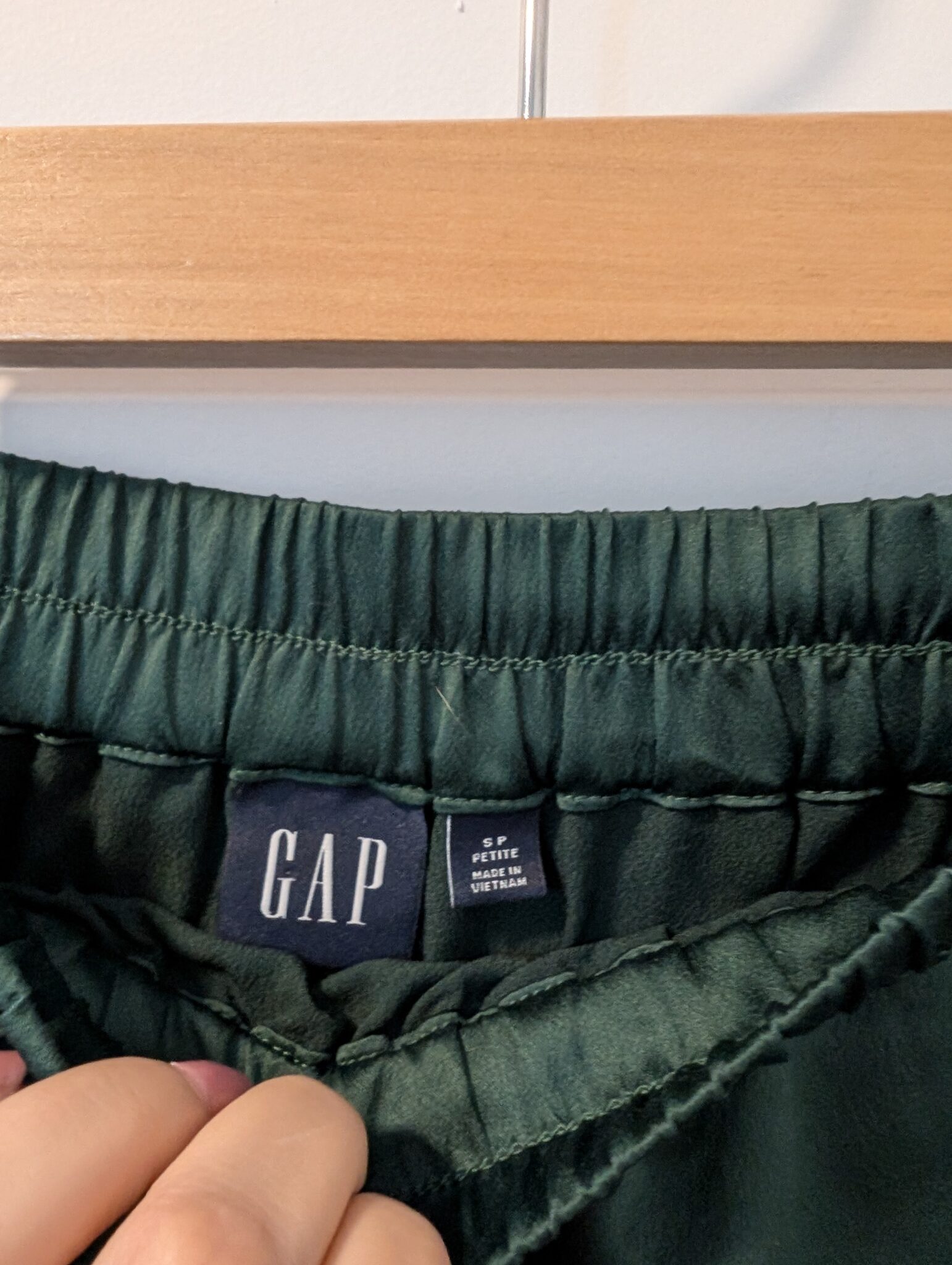 Image for GAP/Jupe midi en satin Sz S